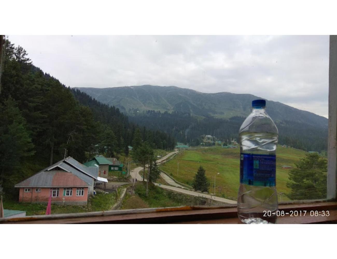 Hotel Yemberzal & Restaurant, Jammu and Kashmir view 3
