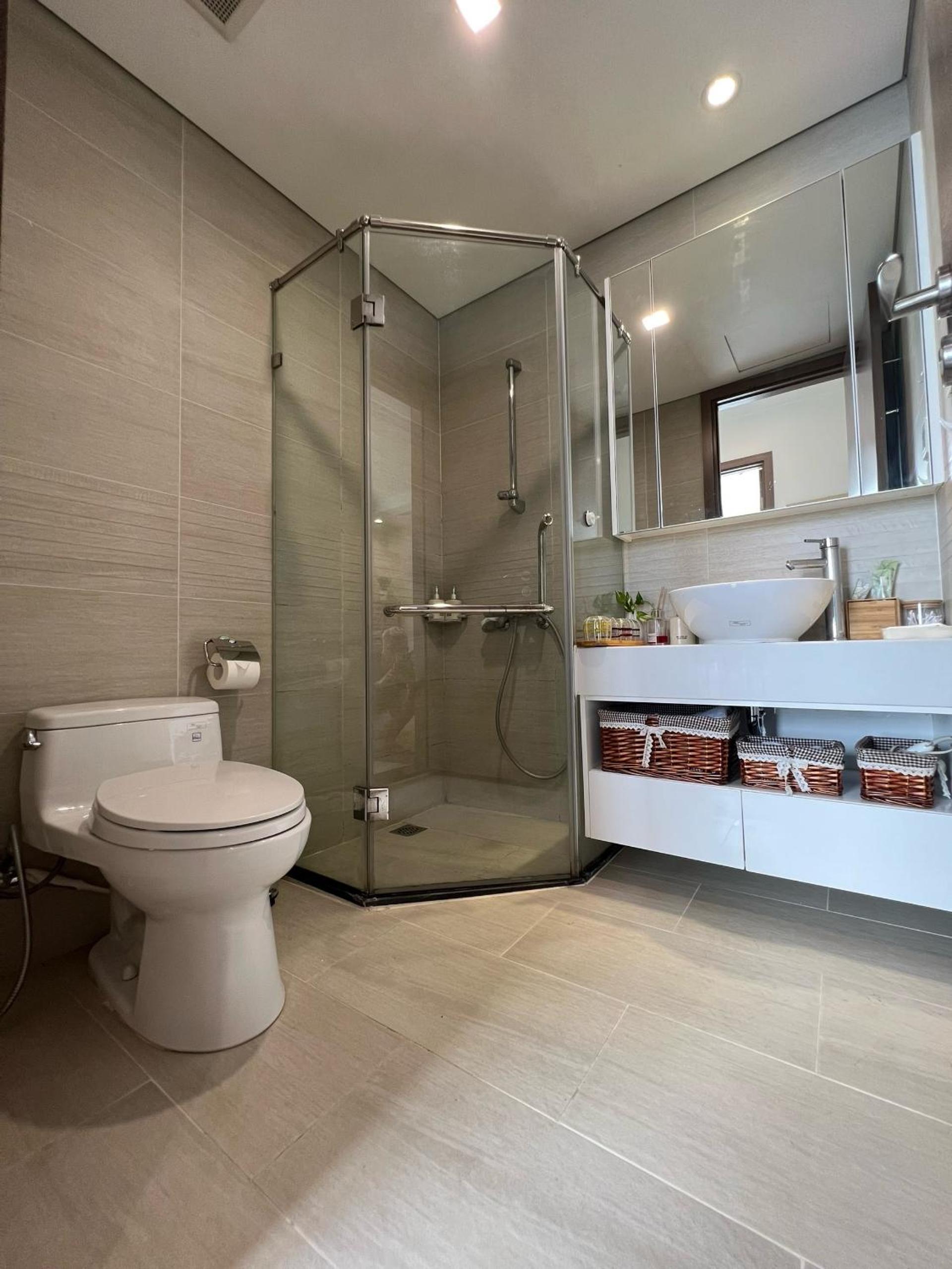 2 Bedrooms in luxury @Vinhomes Green Bay Ha Noi.