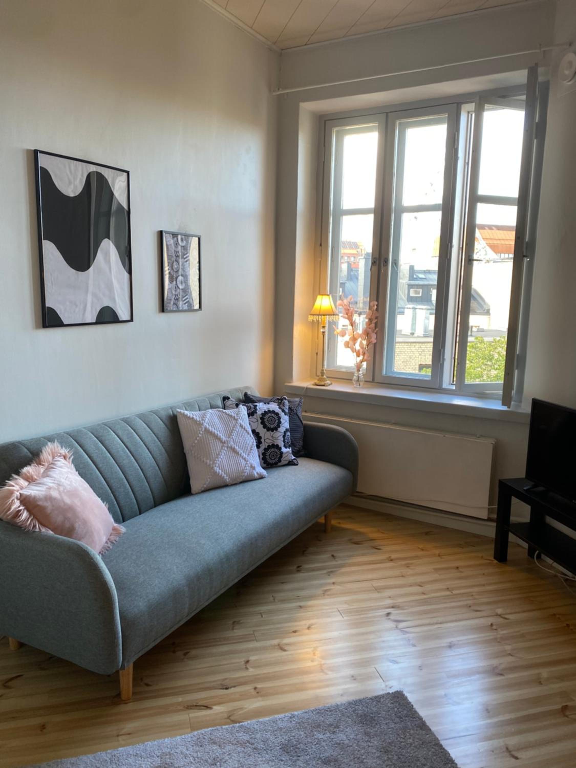 Lovely studio in an Art Nouveau Building