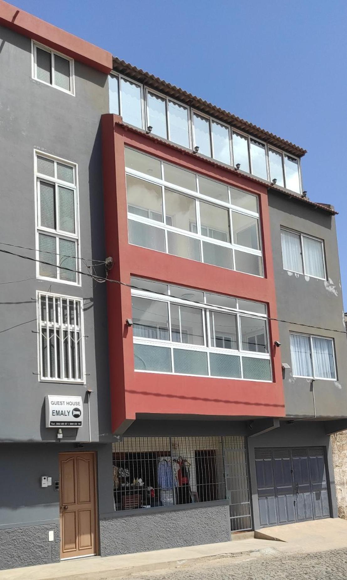 guesthouse emaly