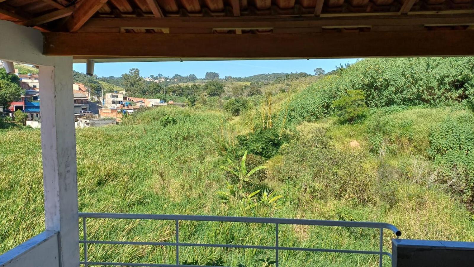 Minicasa Show, 27m², com churrasqueira e varanda!