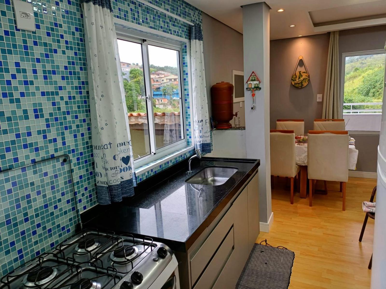 Minicasa Show, 27m², com churrasqueira e varanda!