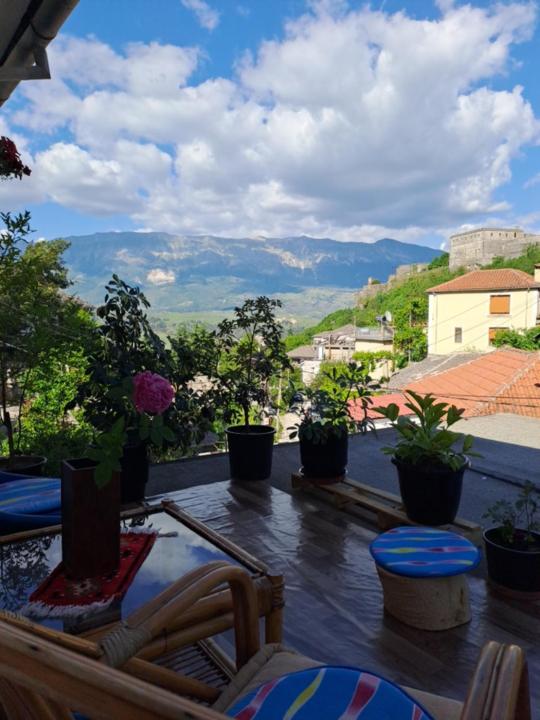 Manga guesthouse