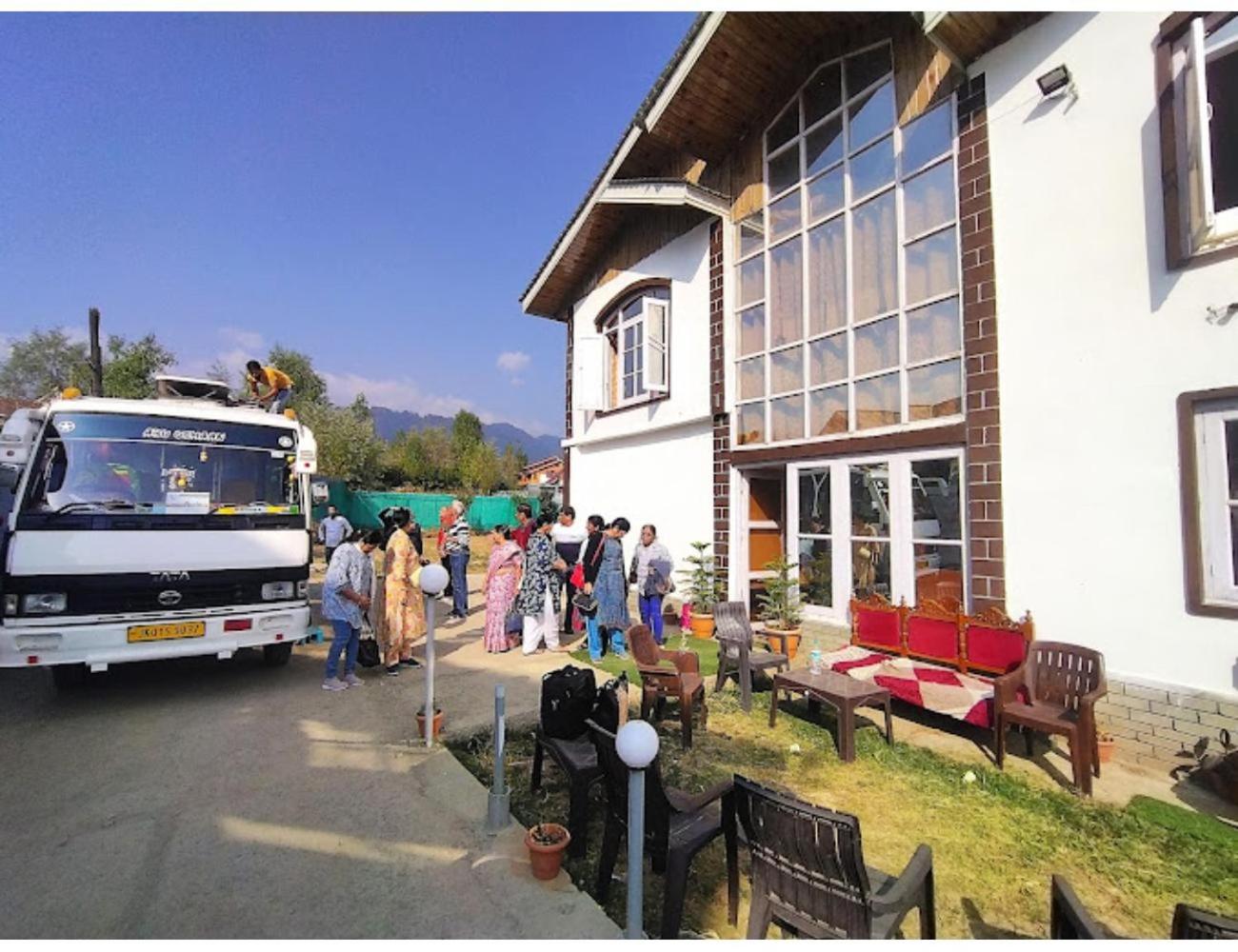 Hotel The Gulmarg Gateway Resort, Jammu and Kashmir