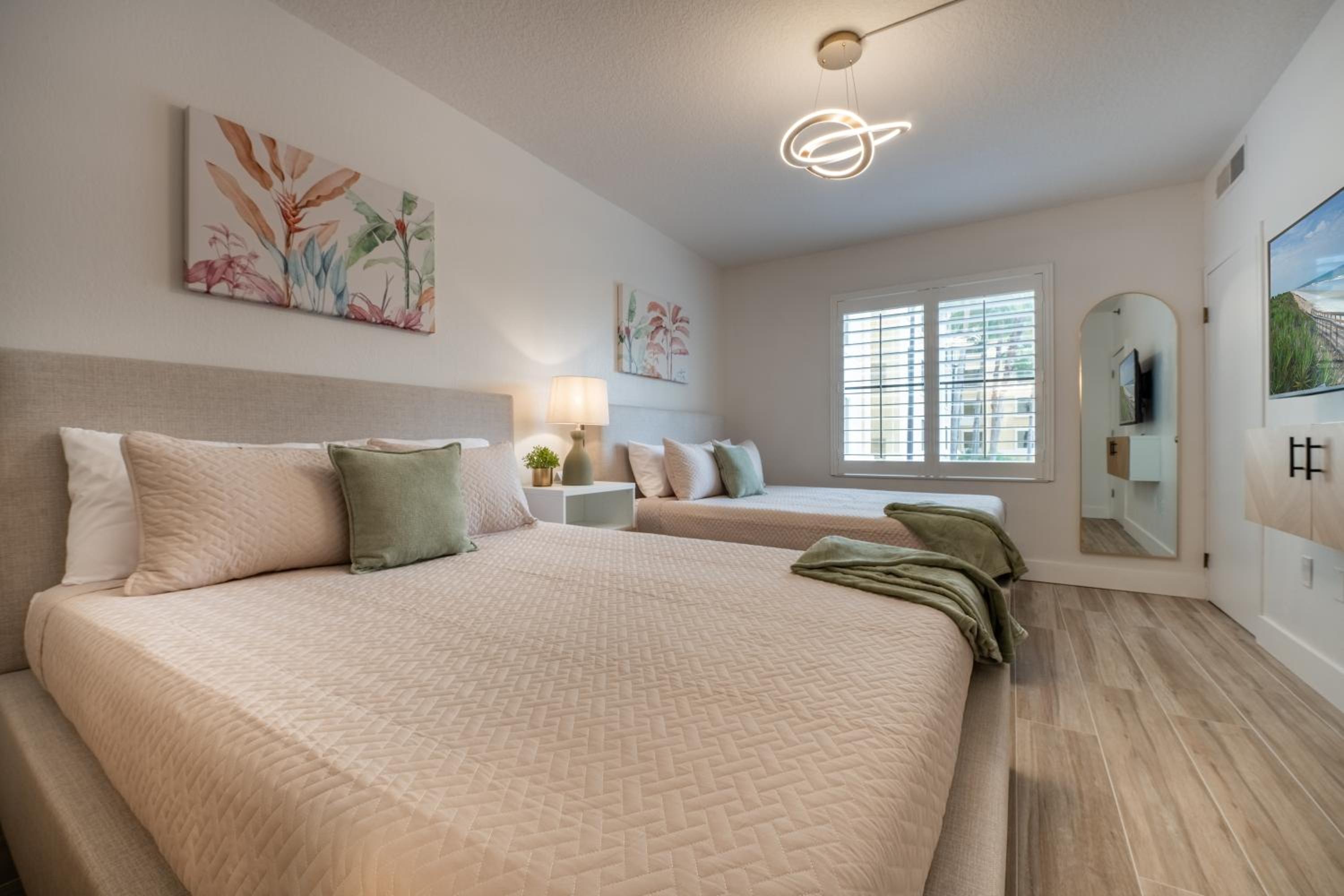 Pool view apartment near Epic Universe and Universal Studios