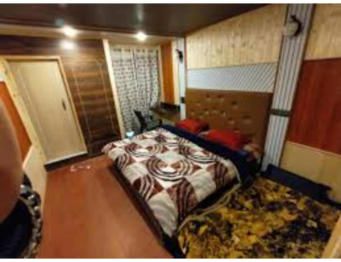 Hotel The Gulmarg Gateway Resort, Jammu and Kashmir