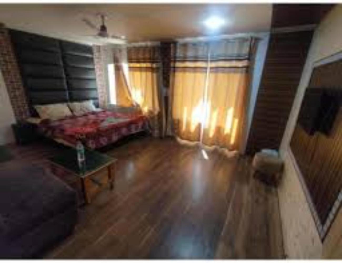 Hotel The Gulmarg Gateway Resort, Jammu and Kashmir
