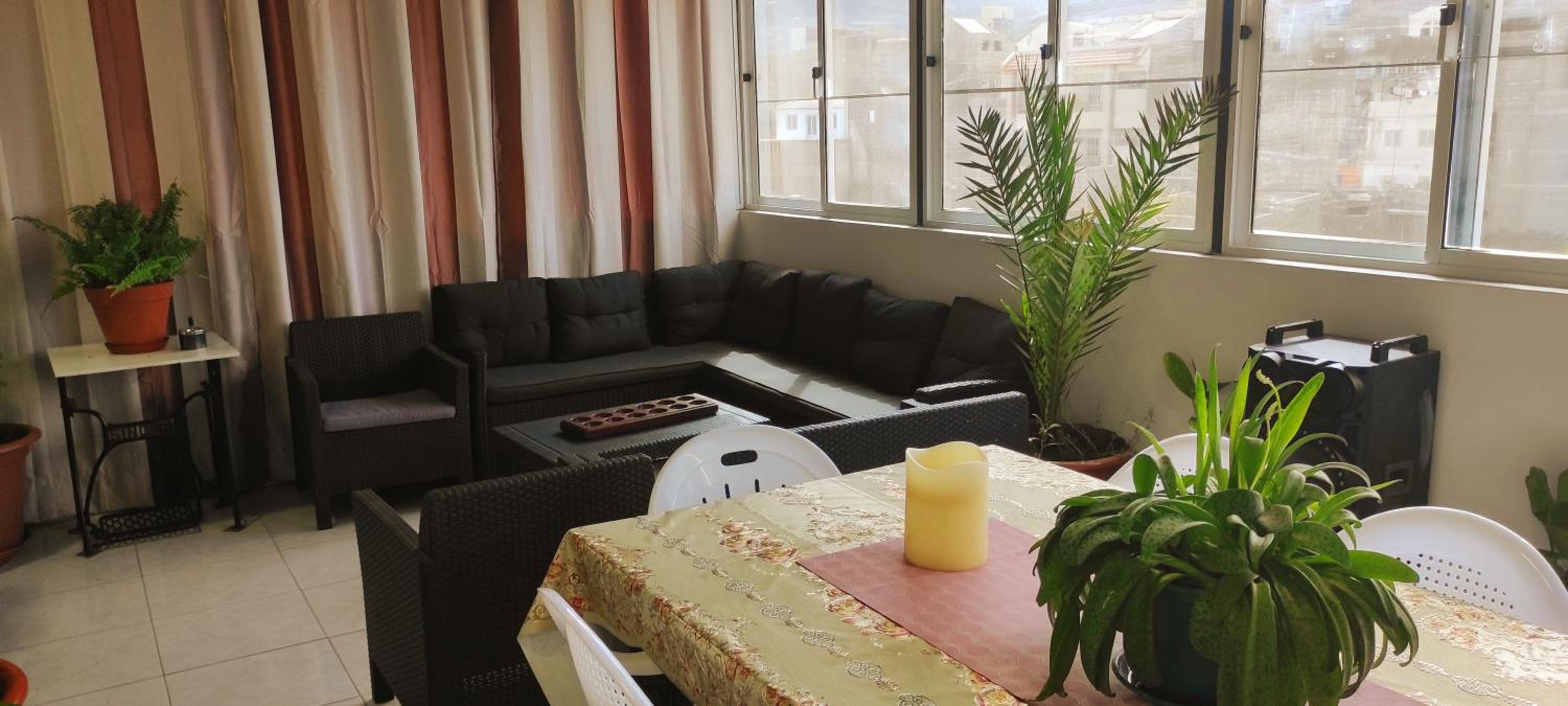 guesthouse emaly