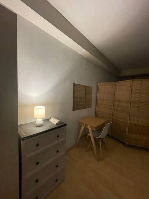 SOHO Condotel near EDSA Shaw MRT SM Megamall Free Pool view 3