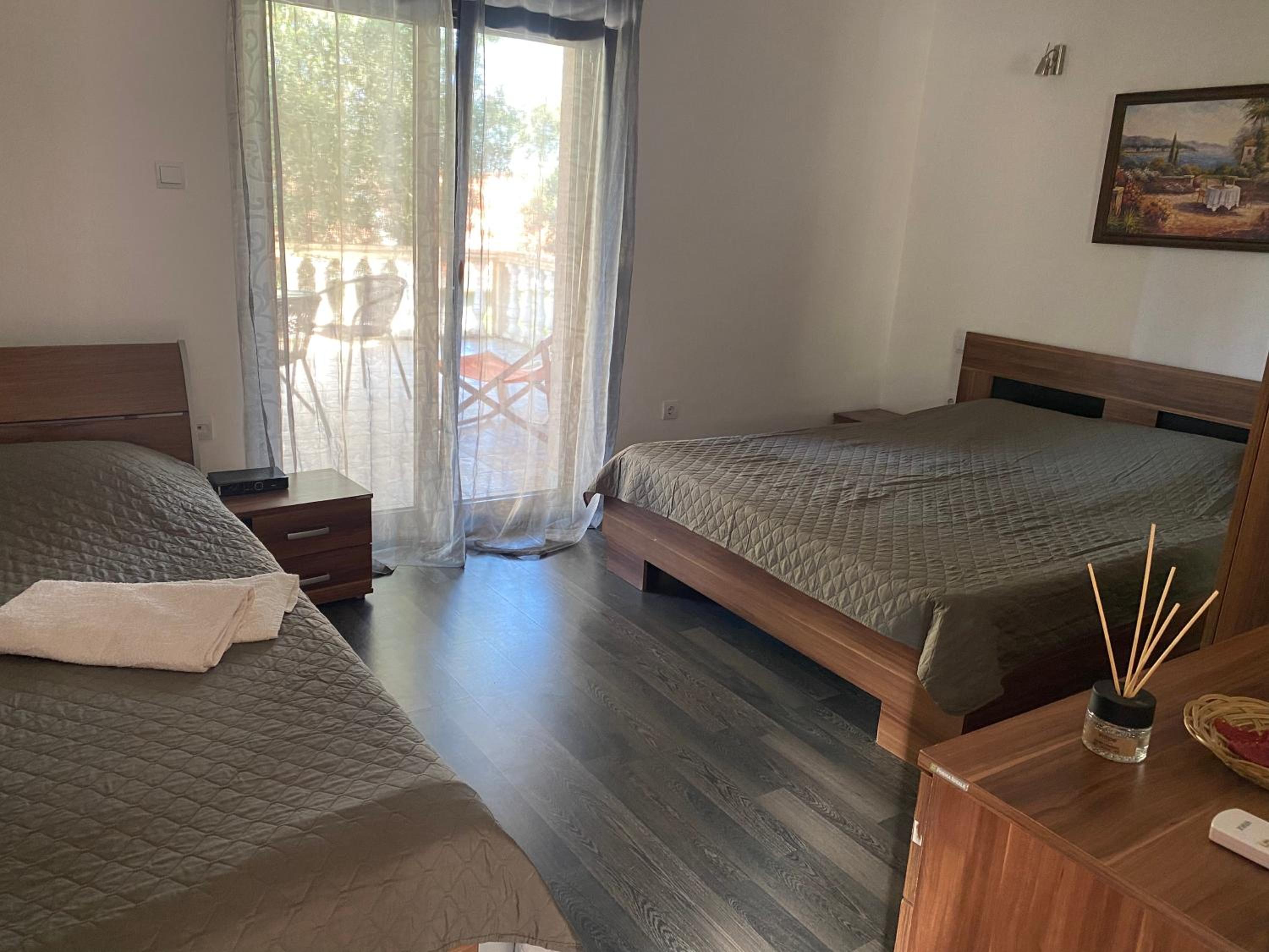 Apartments Arina