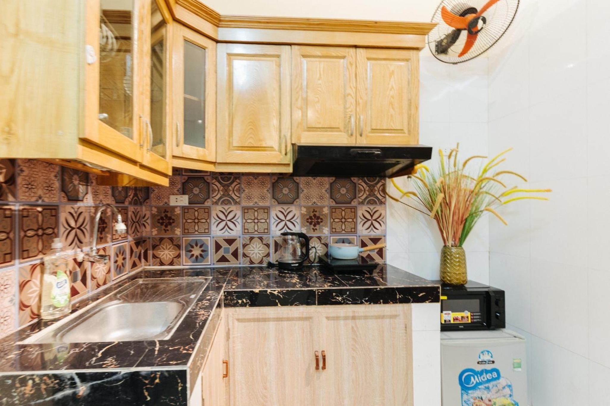 Old town, super spacious, good price, comfortable 43 phùng hưng street