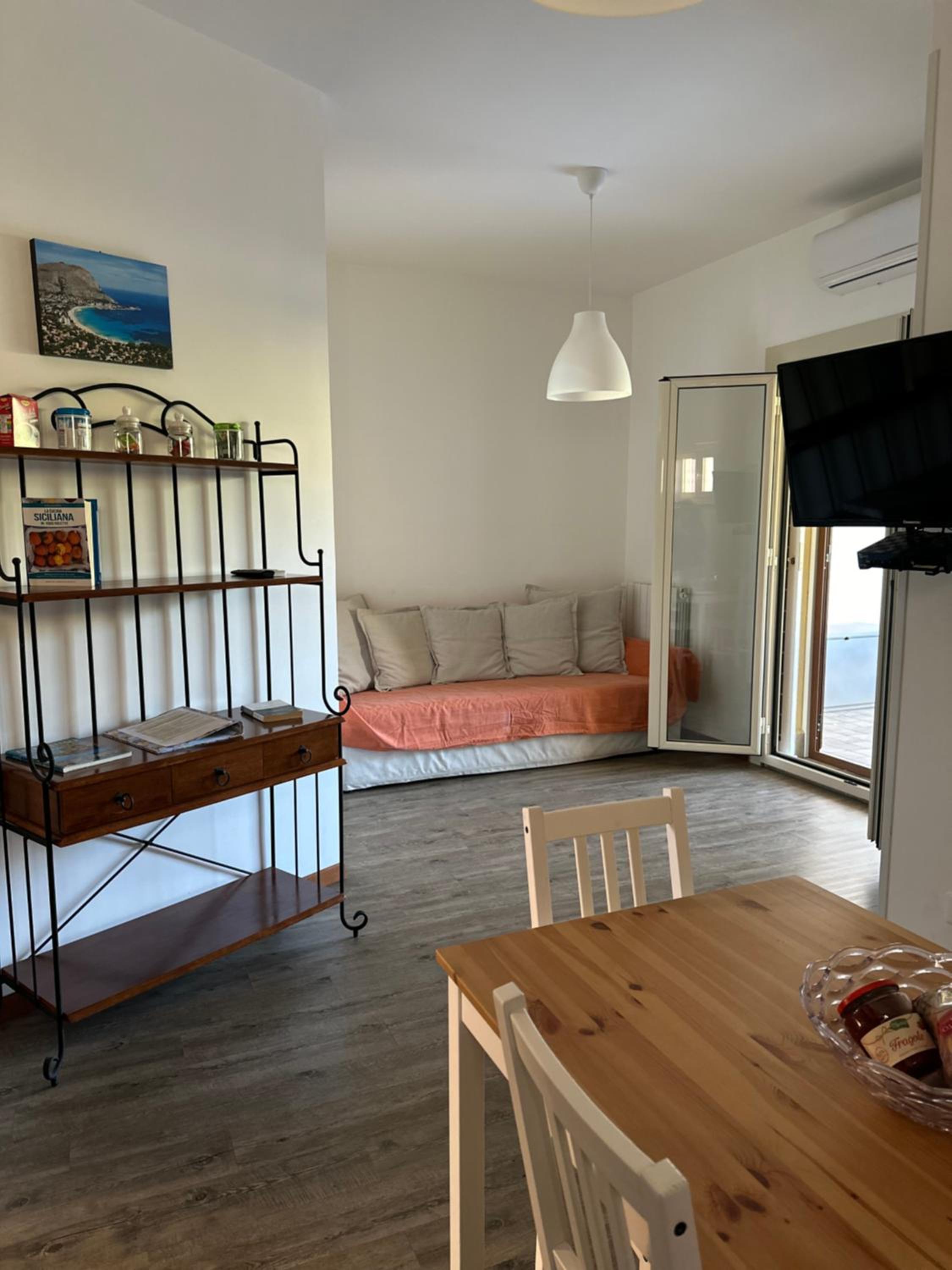 Mondello Sabrina Apartments
