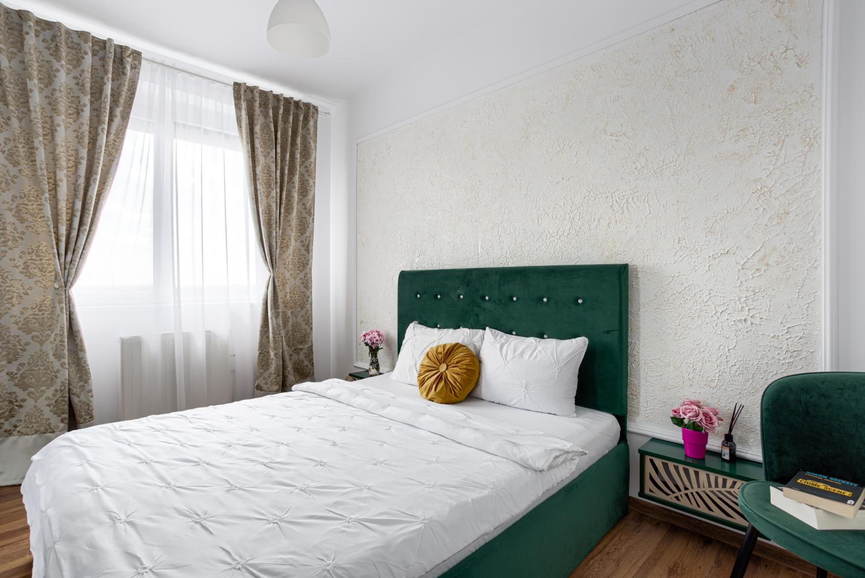 ARI Yellow Apartment with Panoramic Views view 2