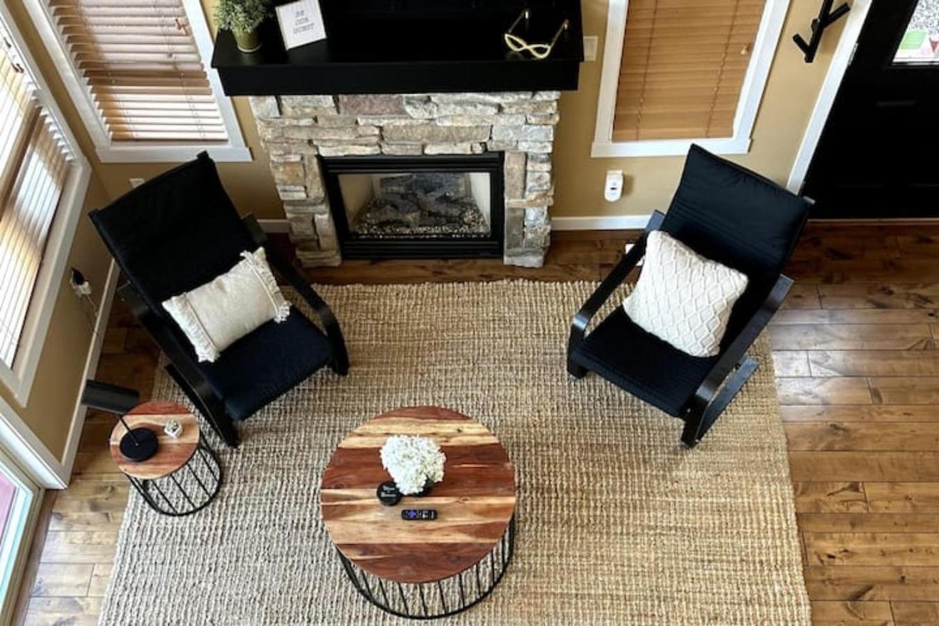 Kelowna Vacations - Exceptional Cozy Cottage with Incredible View! - Property Image 65