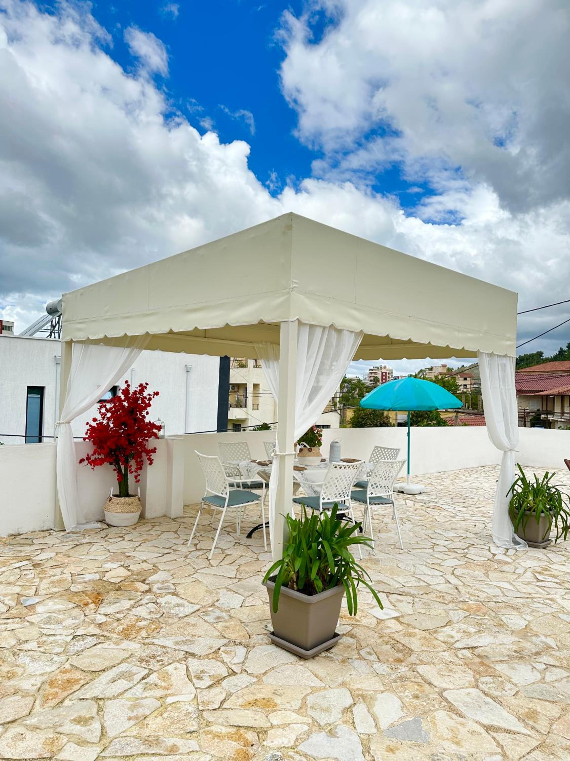 Mediterranean Villa Old Town