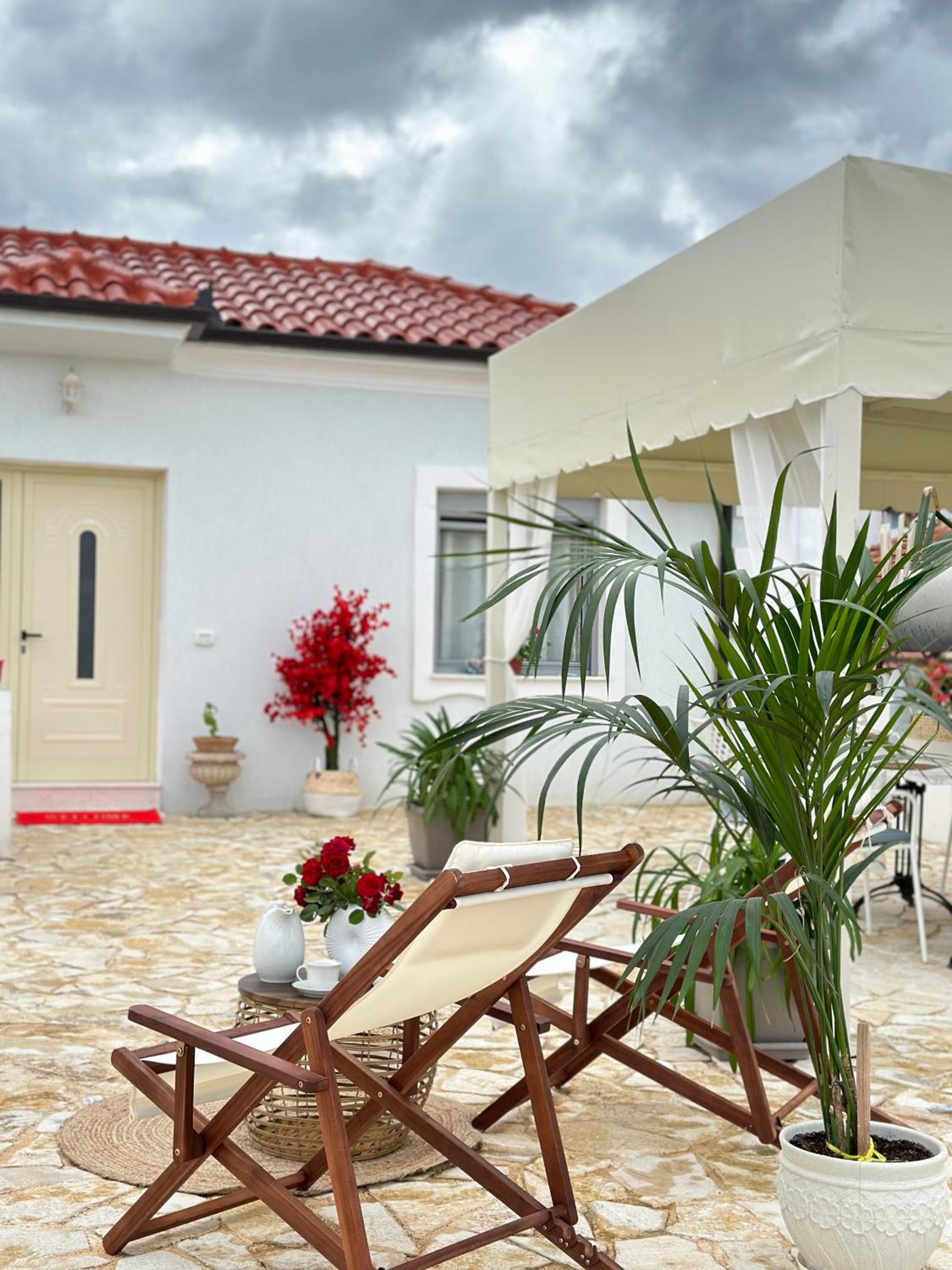 Mediterranean Villa Old Town