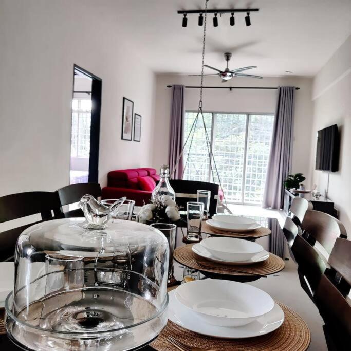 Greenery view Condo with Pool & FREE WiFi near UKM photo 1