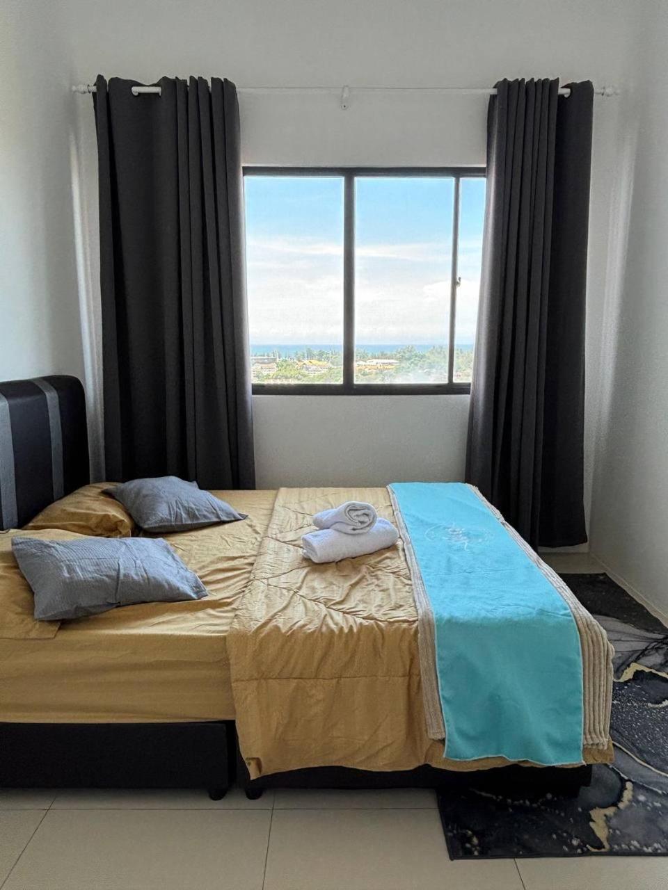 Icon Residence Premium Condo photo 8