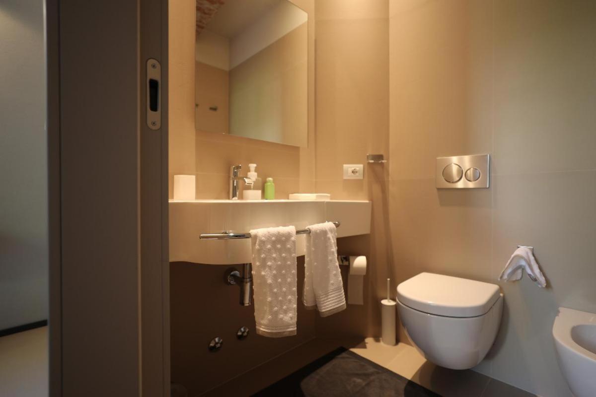 B&B Morindino Design
