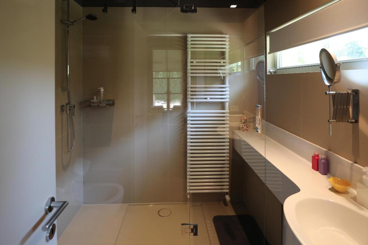 B&B Morindino Design