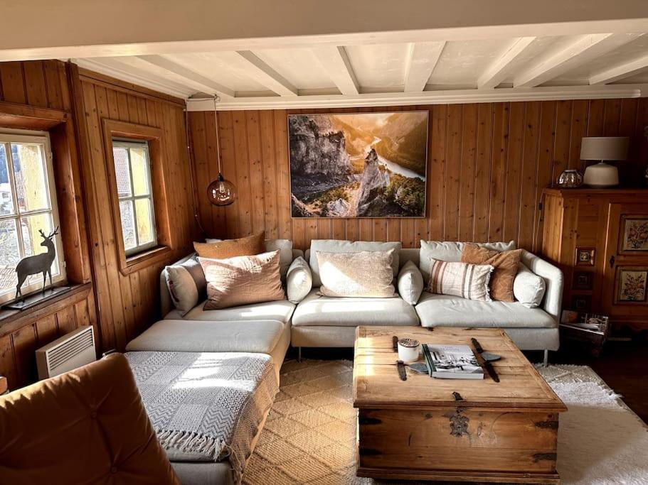 Spacious 3 bedroom Chalet near Flims