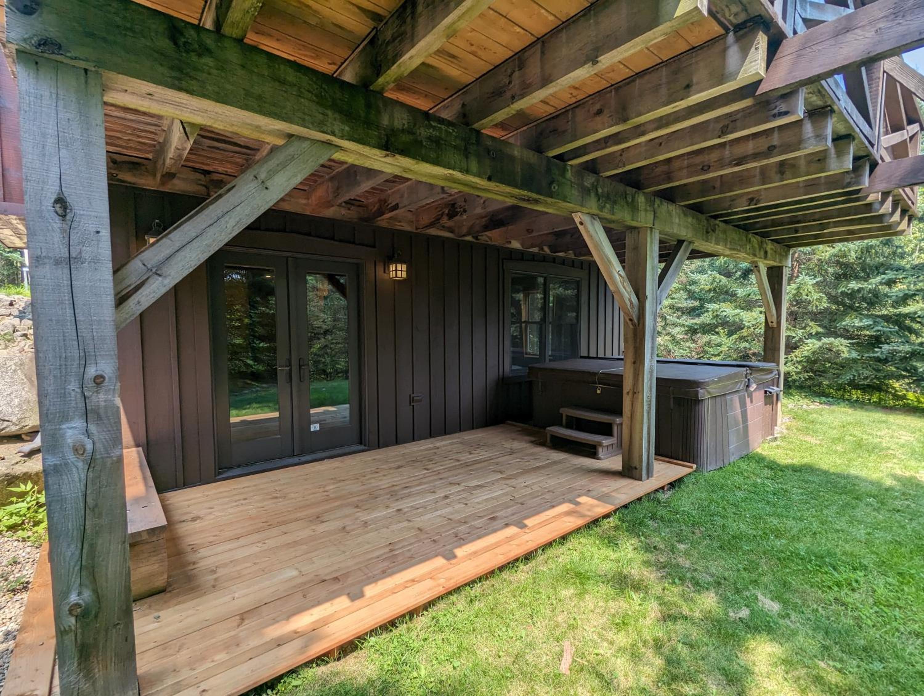 Cote Nord Tremblant Chalet Louie