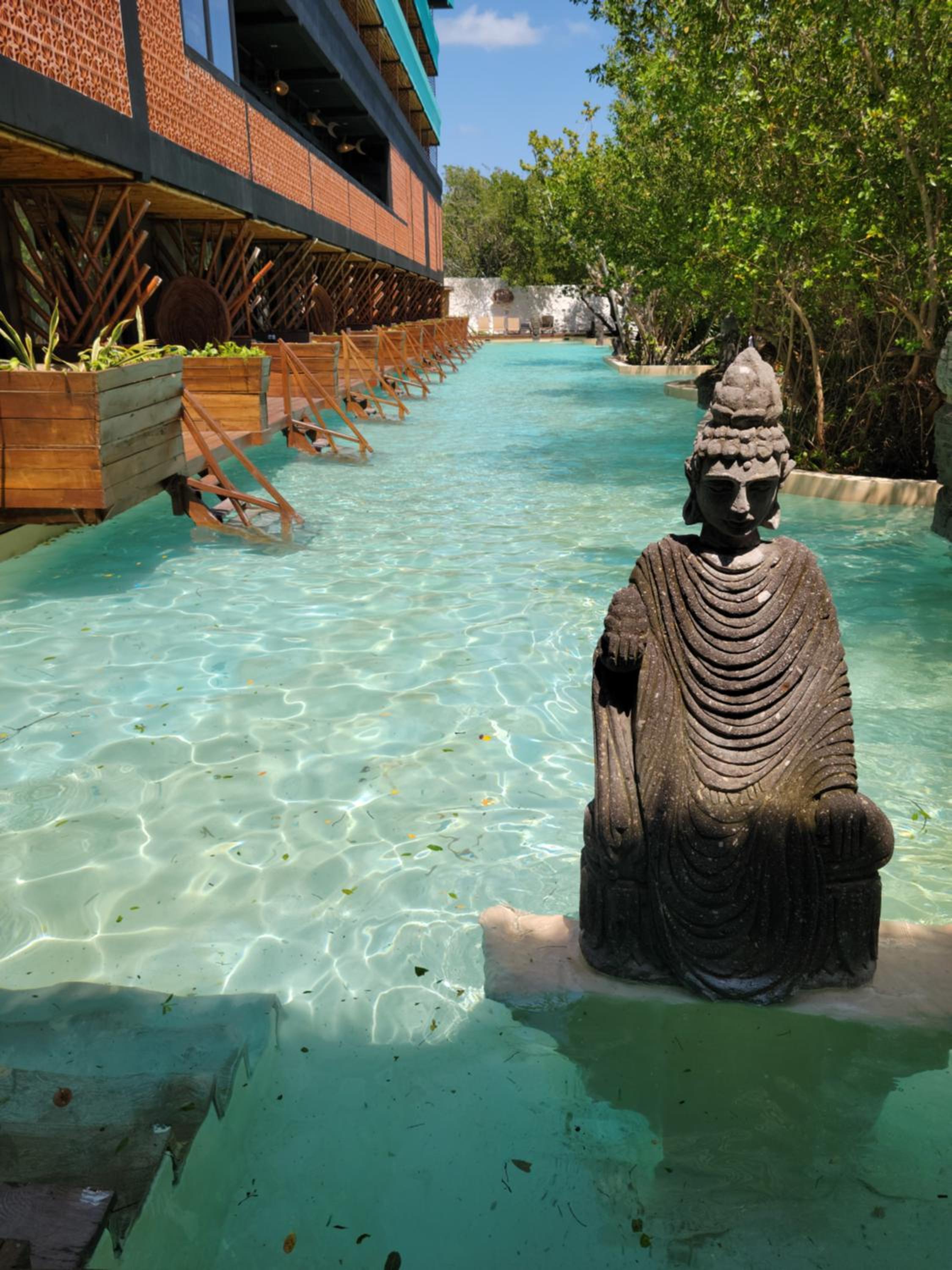 Akuazul Resorts Adults Only