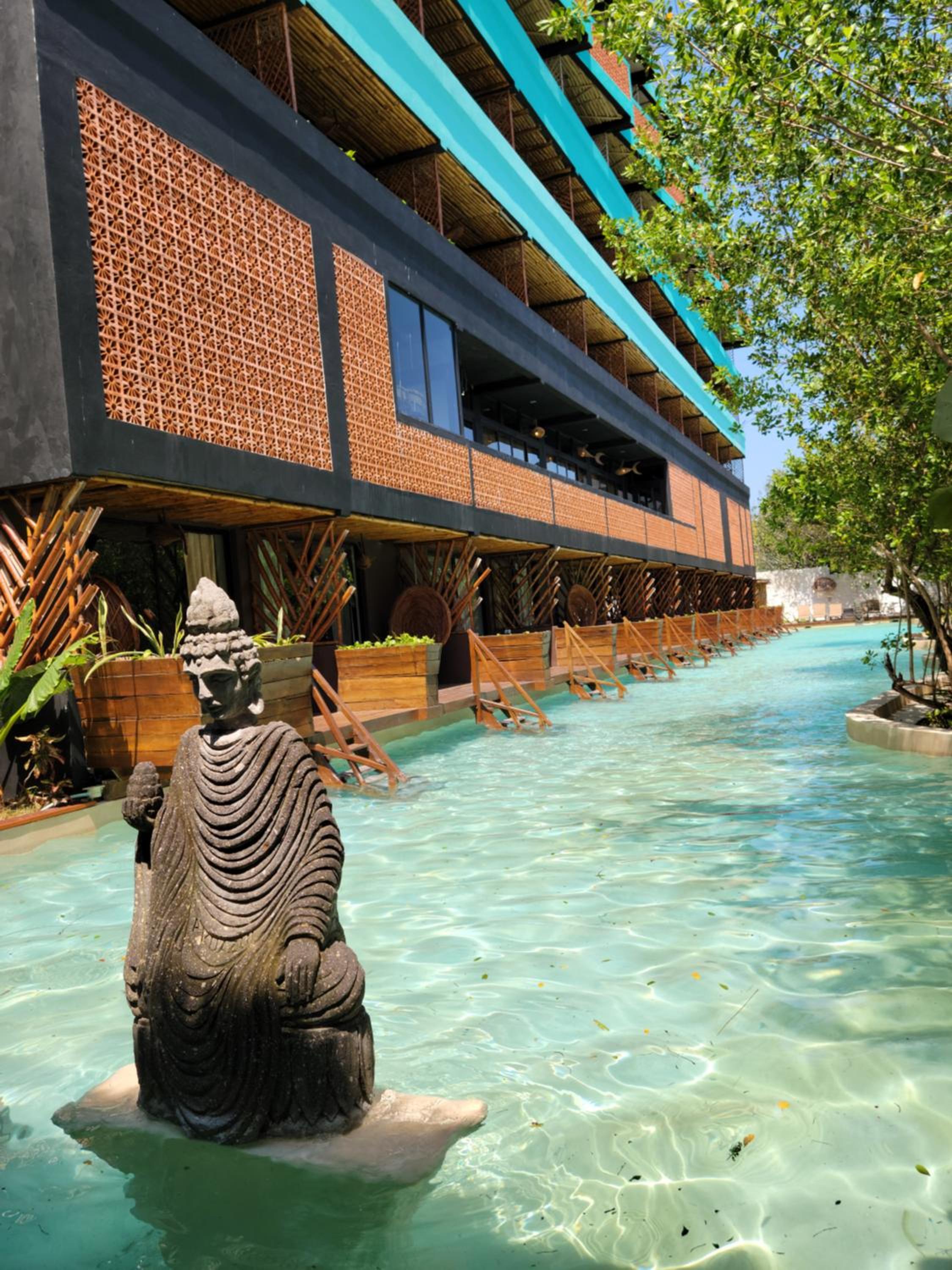 Akuazul Resorts Adults Only