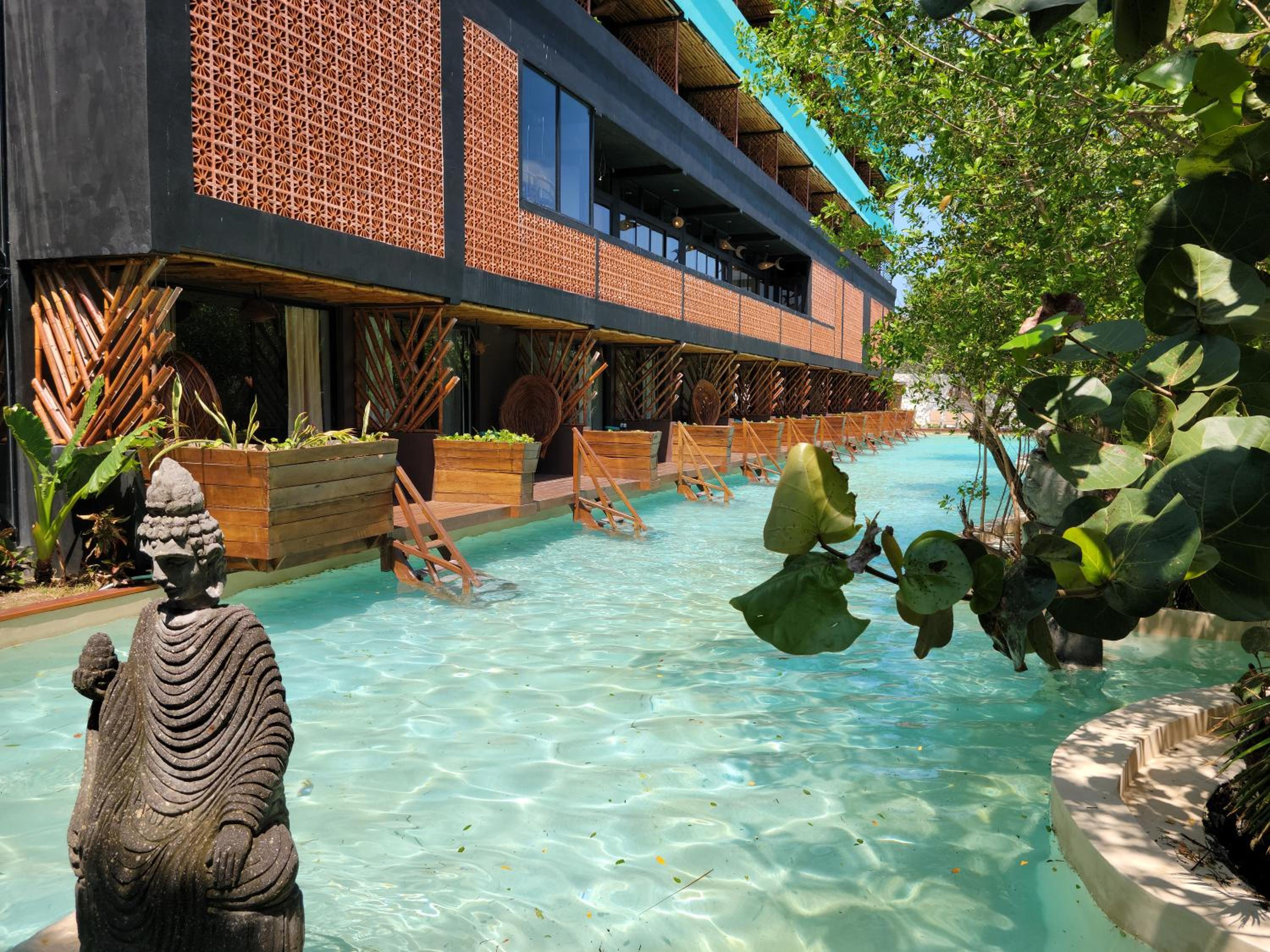 Akuazul Resorts Adults Only