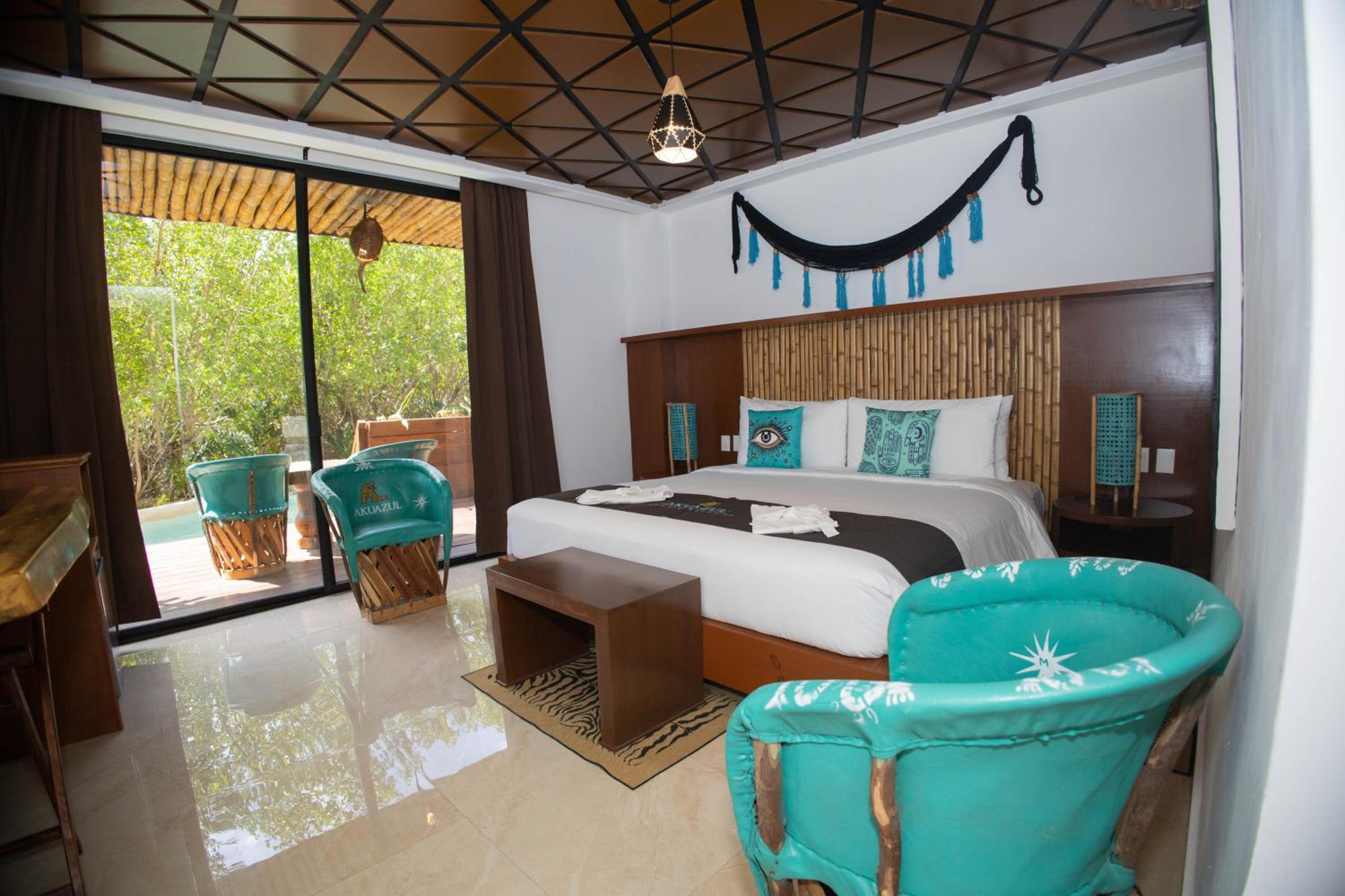 Akuazul Resorts Adults Only