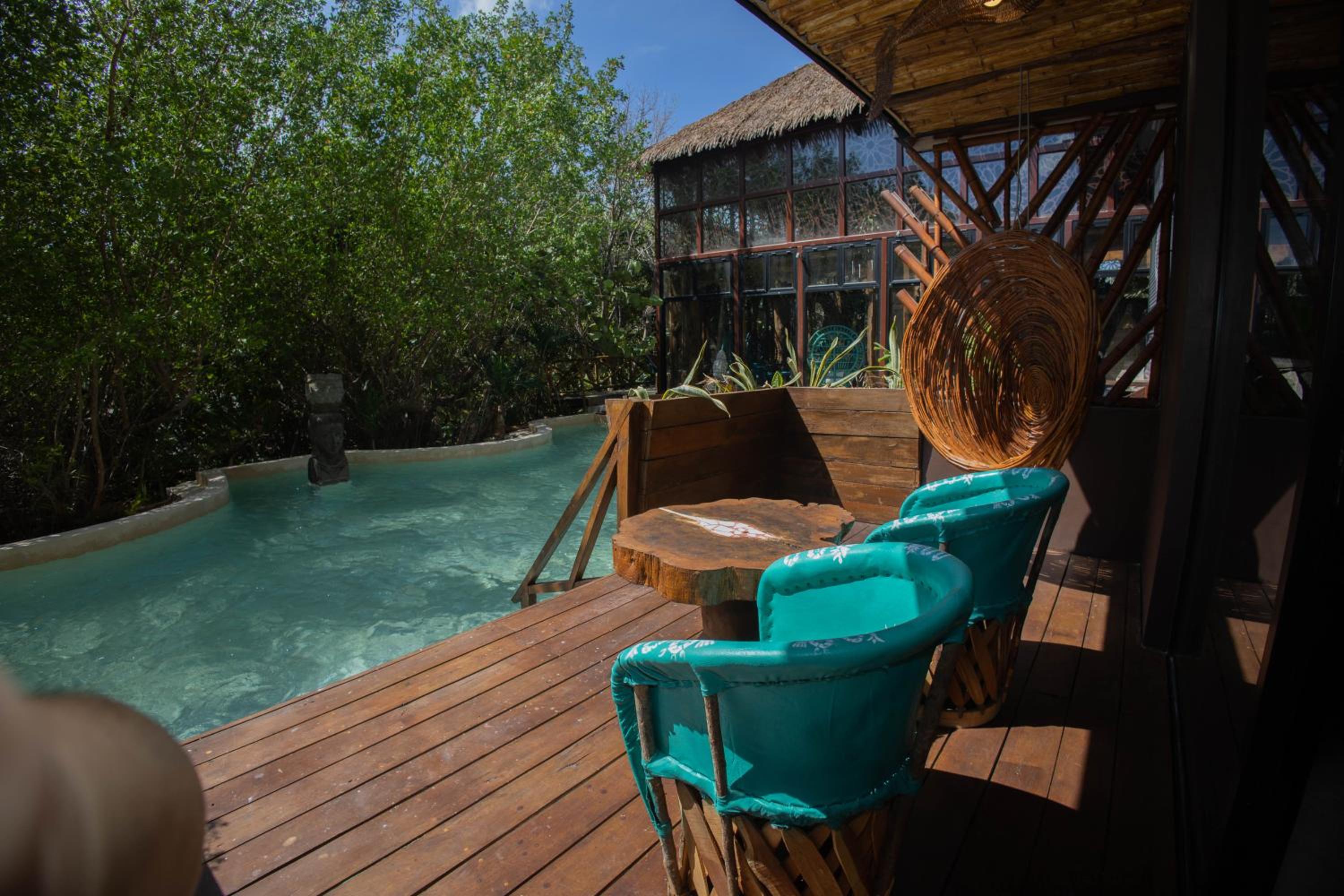 Akuazul Resorts Adults Only
