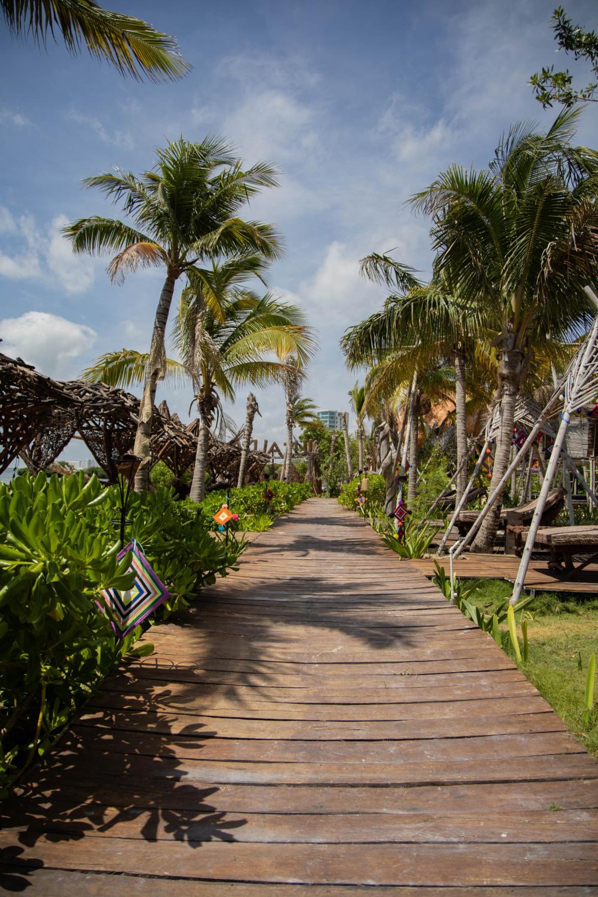Akuazul Resorts Adults Only