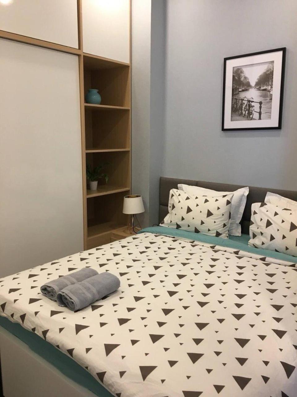 Bumble Apartment