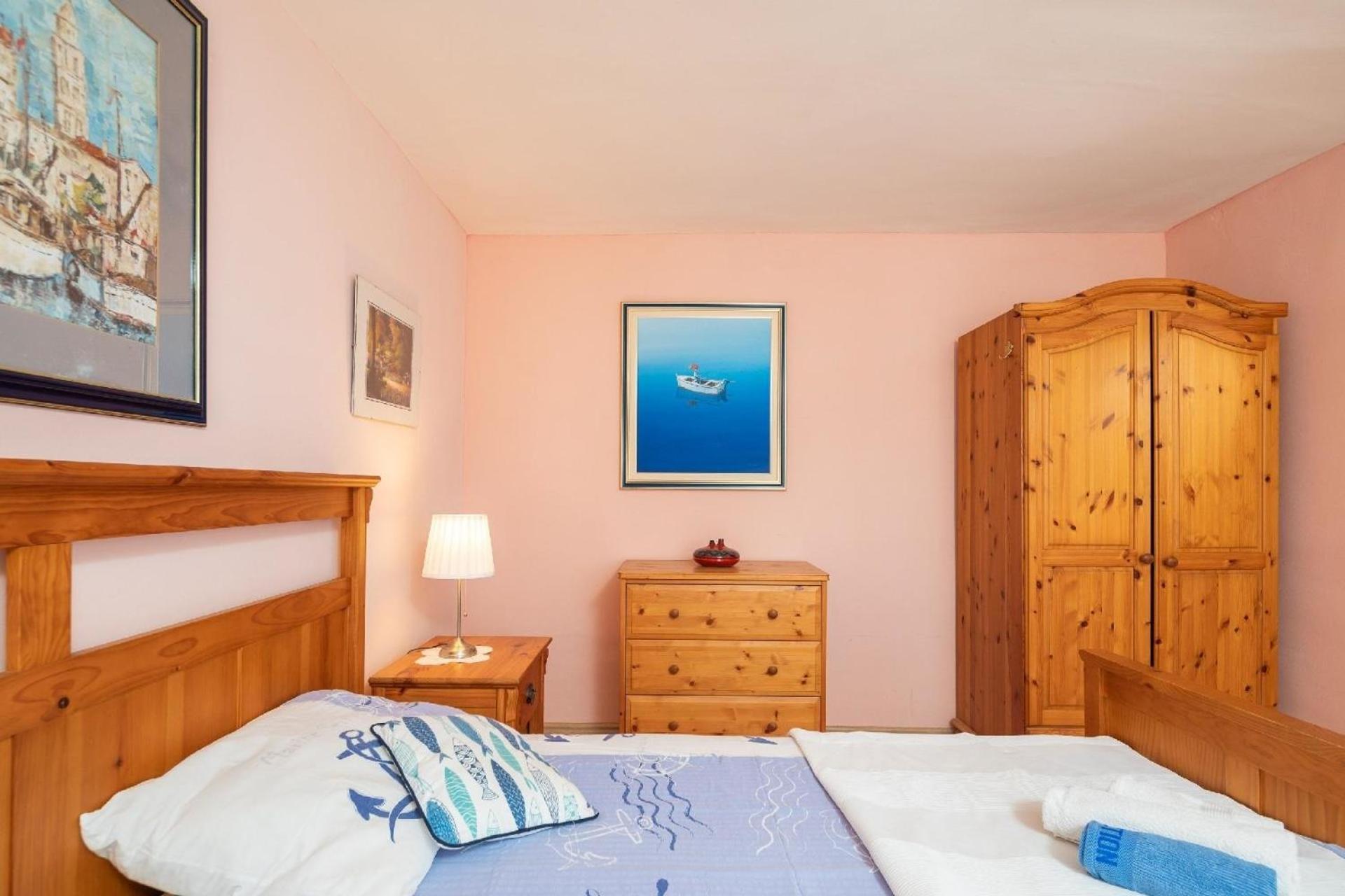Ferienhaus für 6 Personen 2 Kinder ca 100 qm in Stobrec, Dalmatien Mitteldalmatien