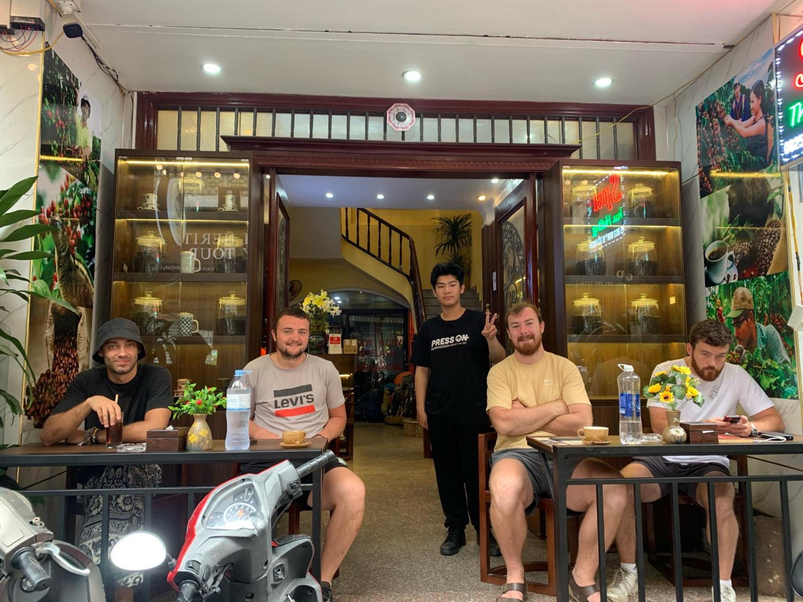 Old Quarter Hanoi Autumn House 8