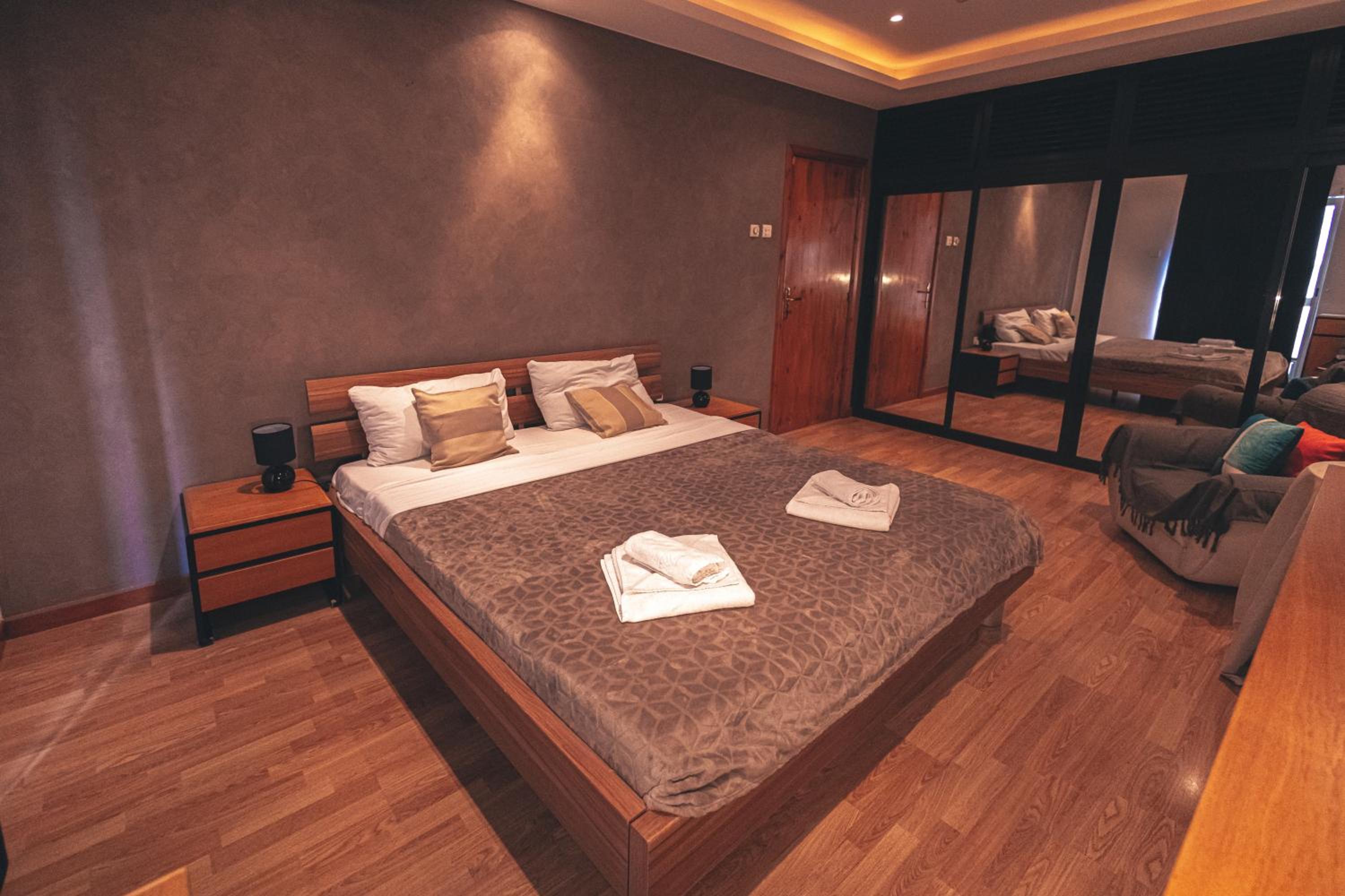 The Strand view apartment