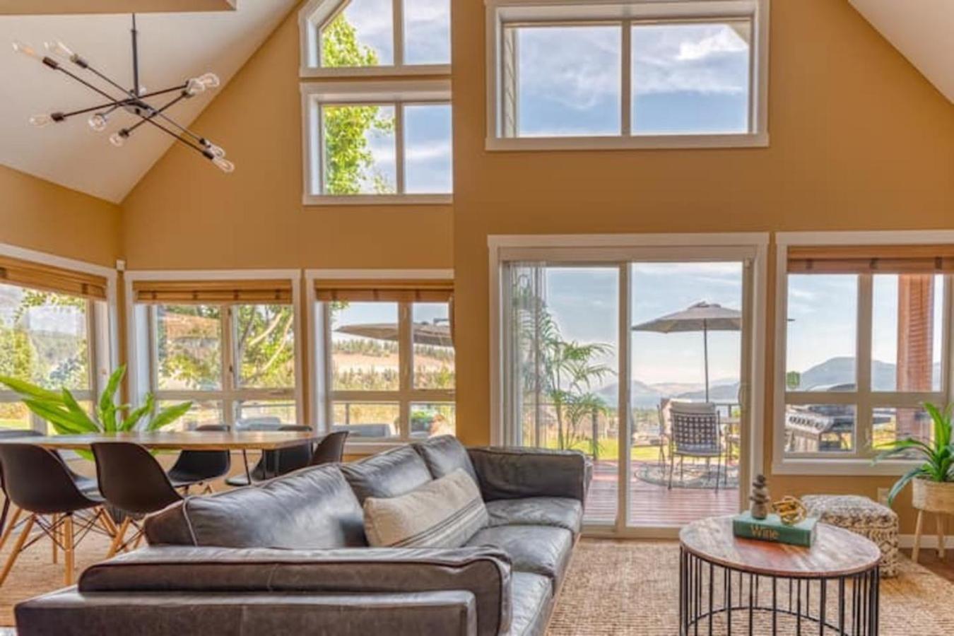 Kelowna Vacations - Exceptional Cozy Cottage with Incredible View! - Property Image 72