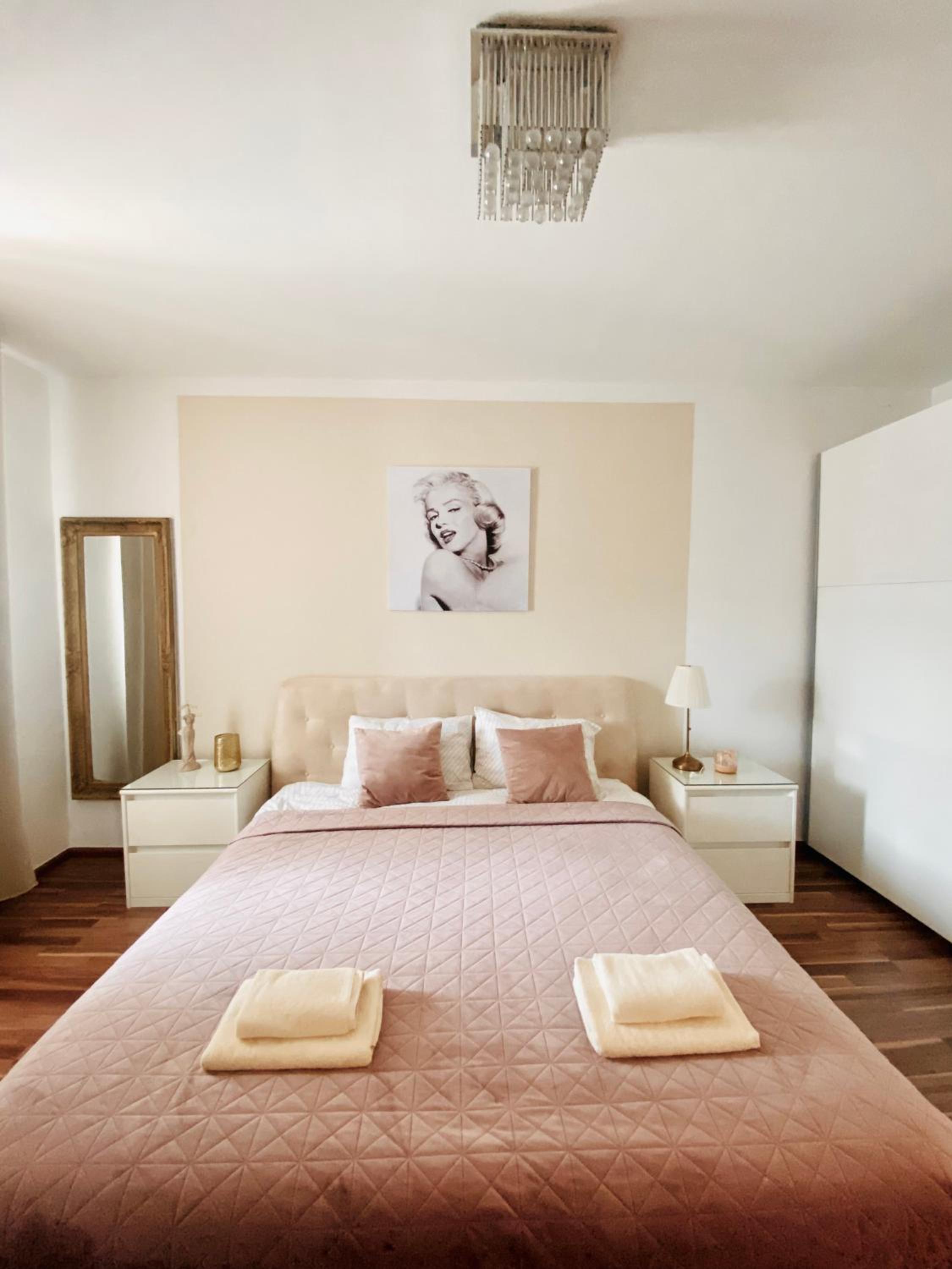 Apartment #Story view 3