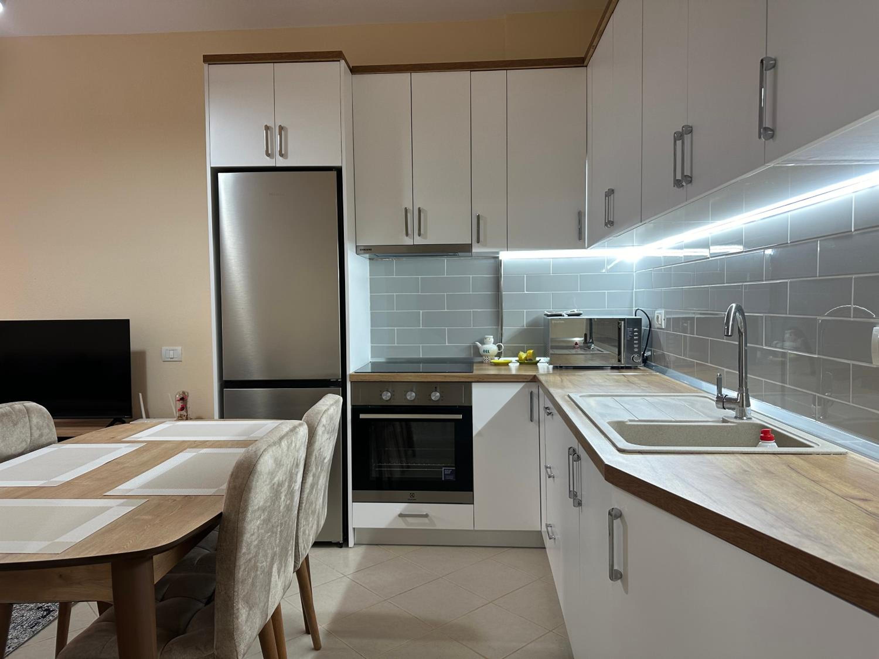 Sea Breeze Bliss Luxury Apartment on the beach