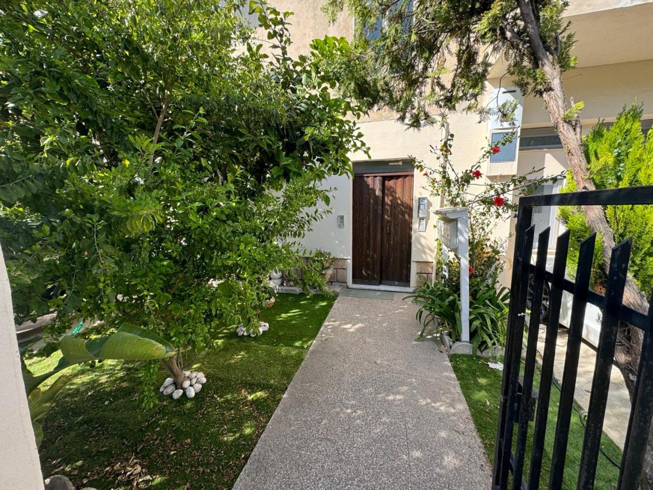 Lime Apartments - BAMBOO
