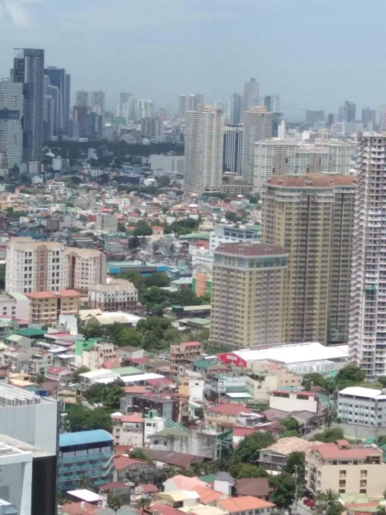 The ICONIC: Comfortable living by Awsom Phil view 2