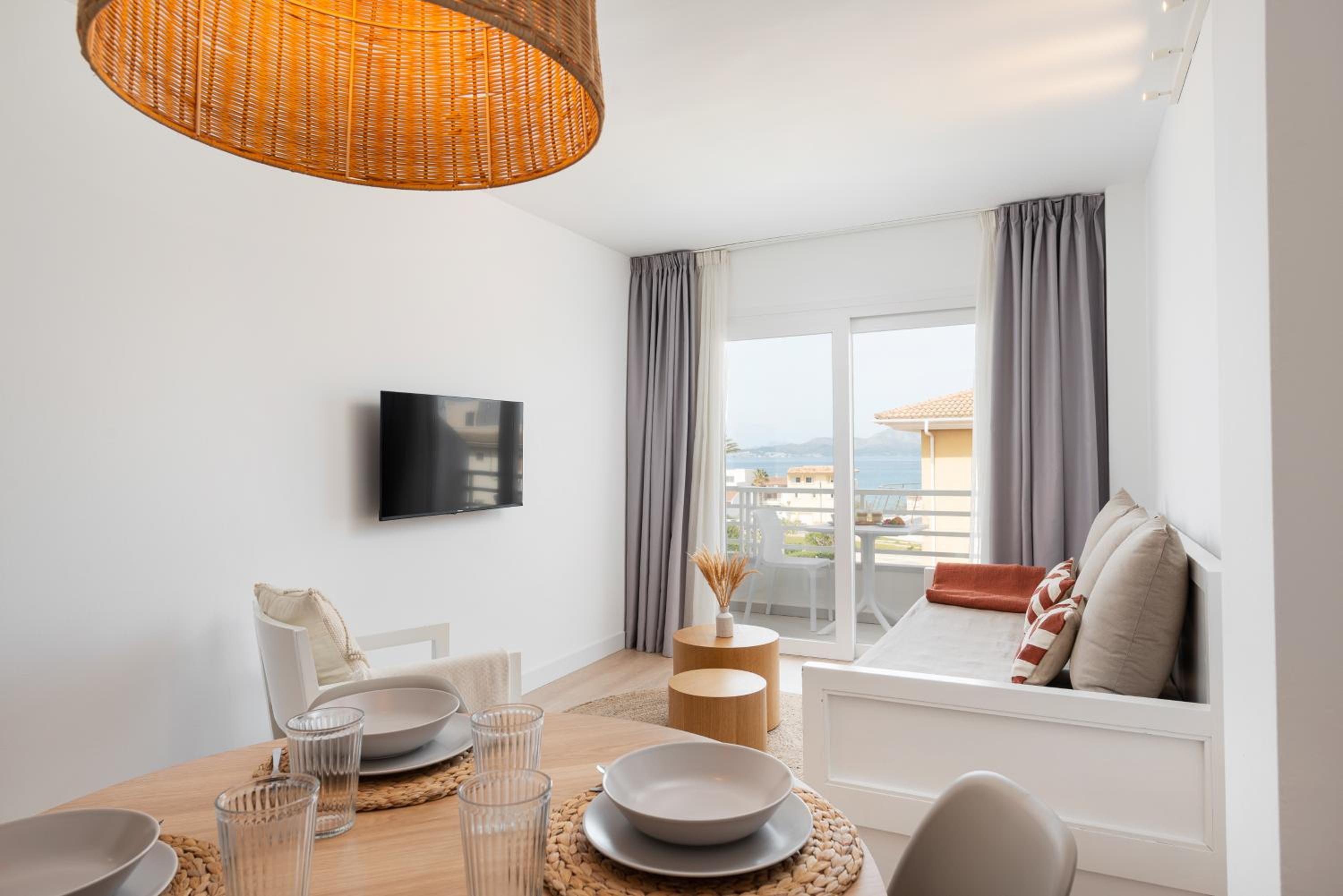 Bauló Mar Apartments view 4