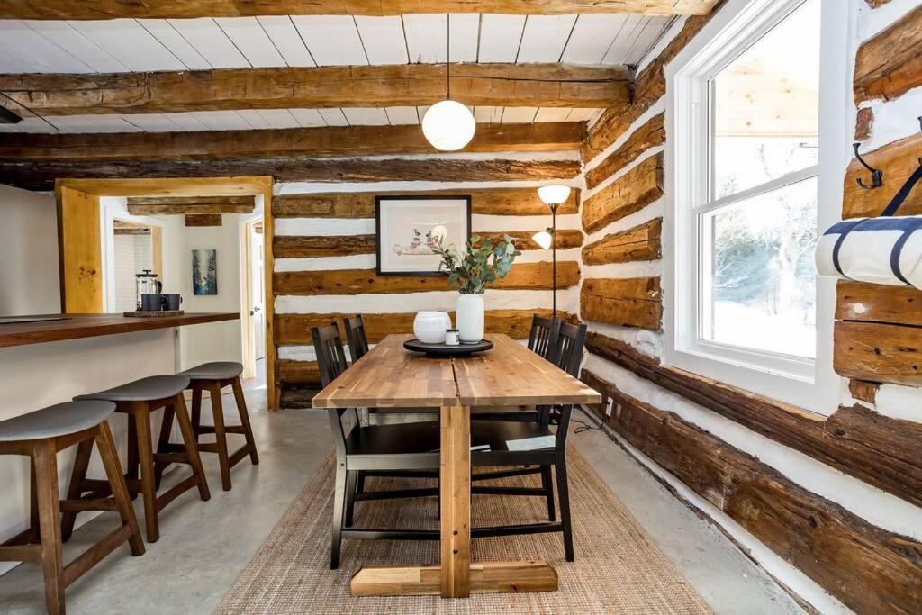 Cottontail Cabin with Hot Tub and wood fired Sauna
