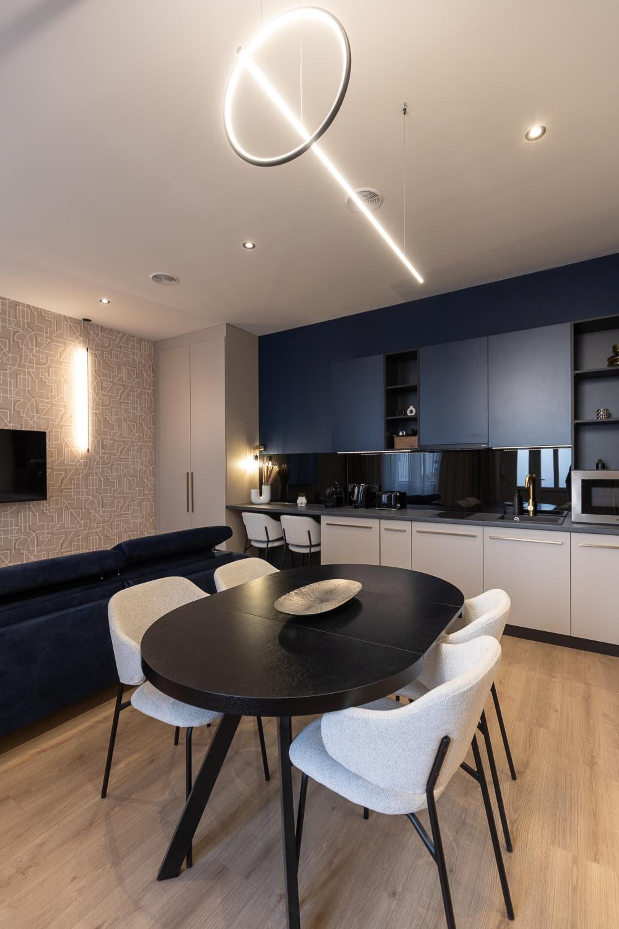 Kobi Luxury Apartment 2 view 3
