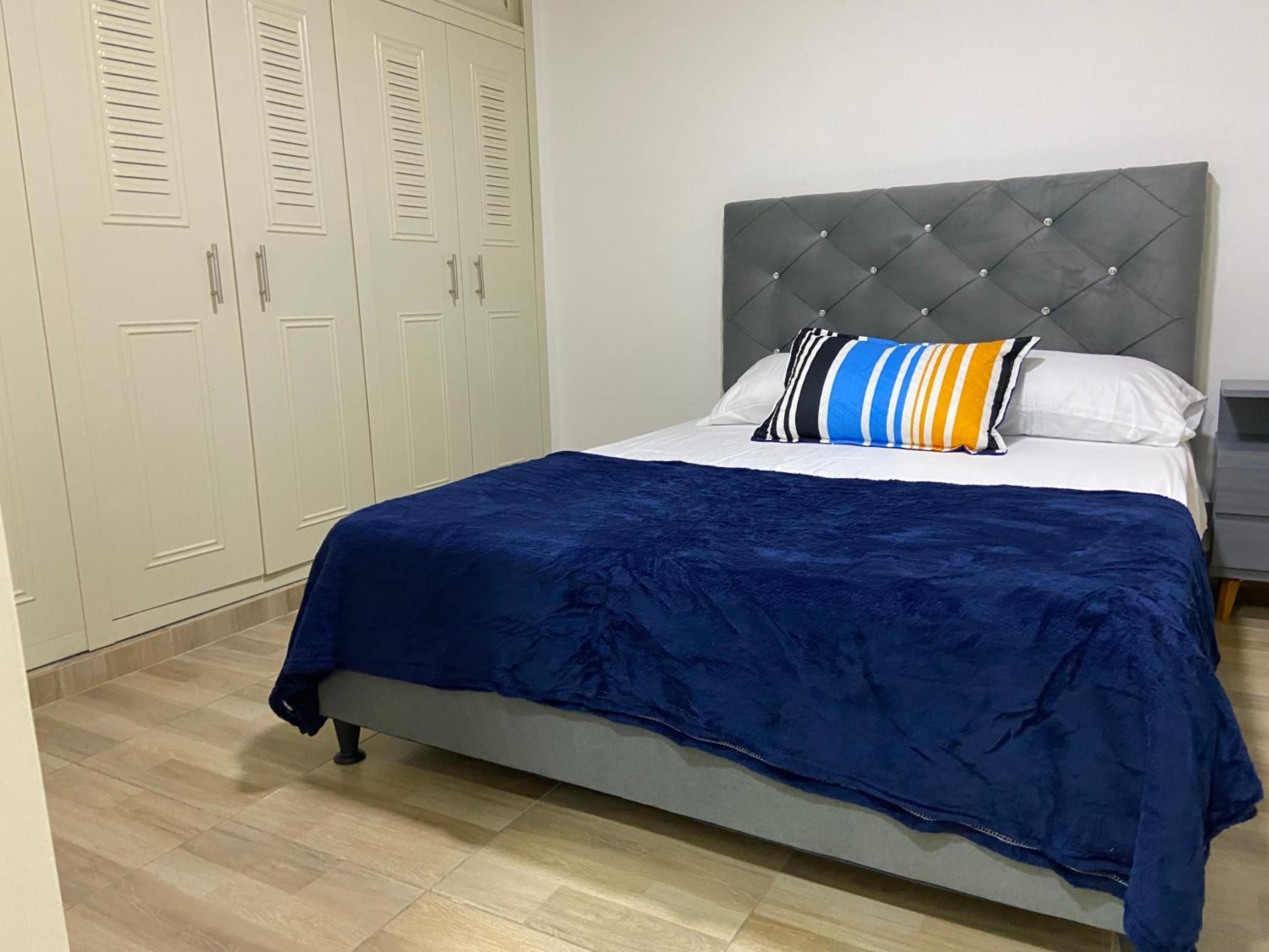 Apartamento bien ubicado