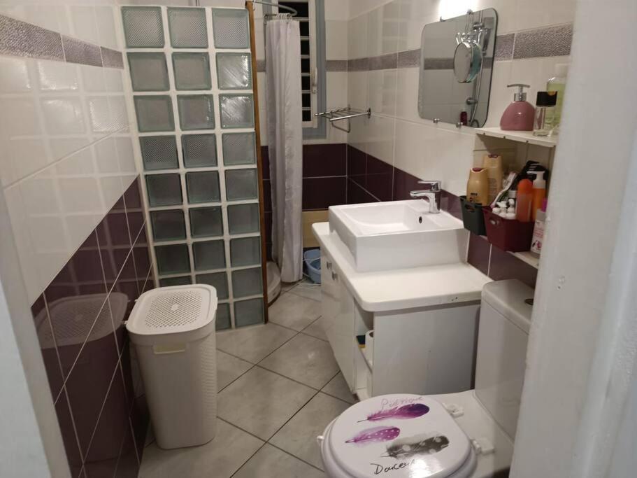 Une villa avec piscine privée view 5