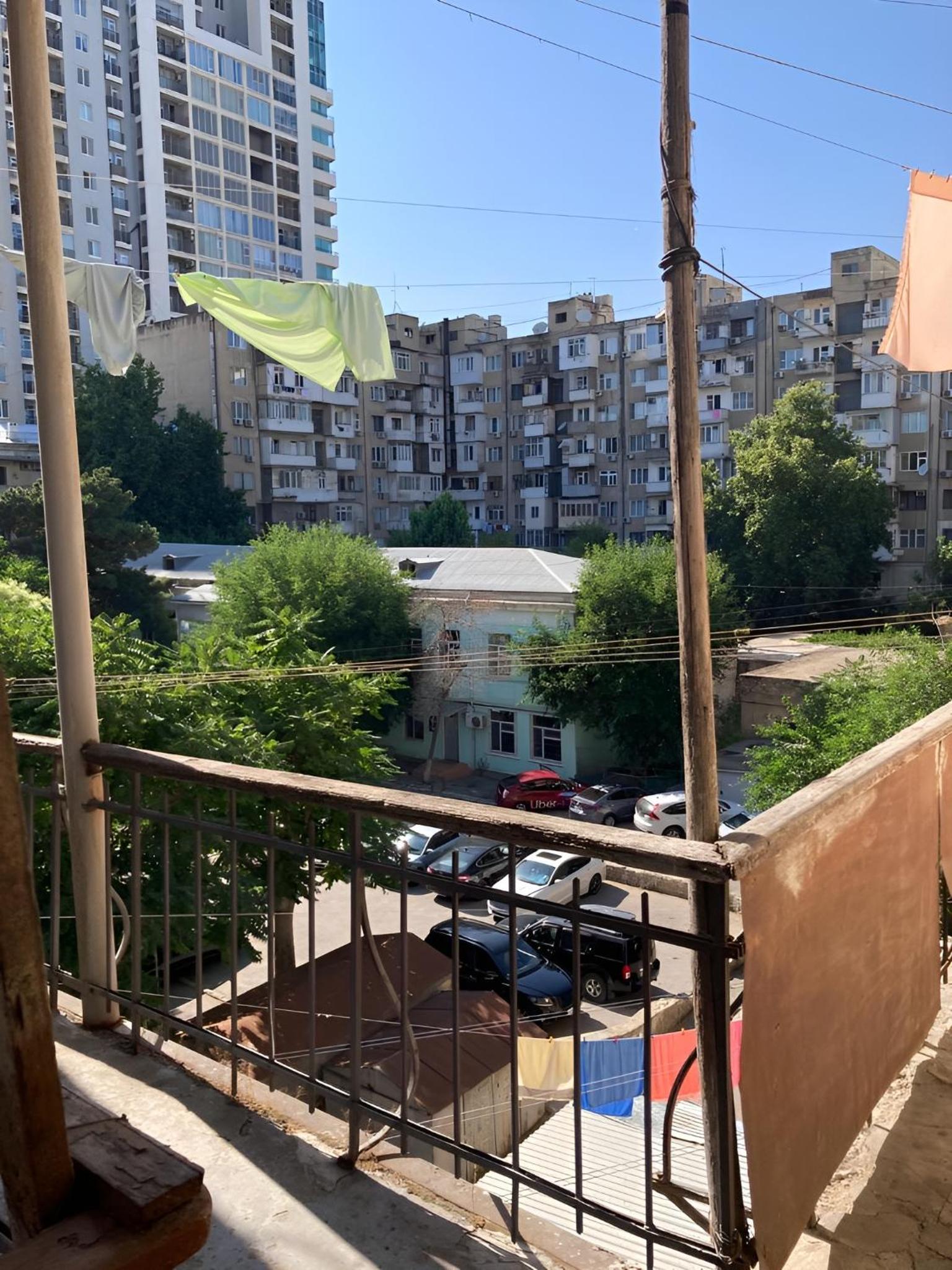 NIZAMI Street flat