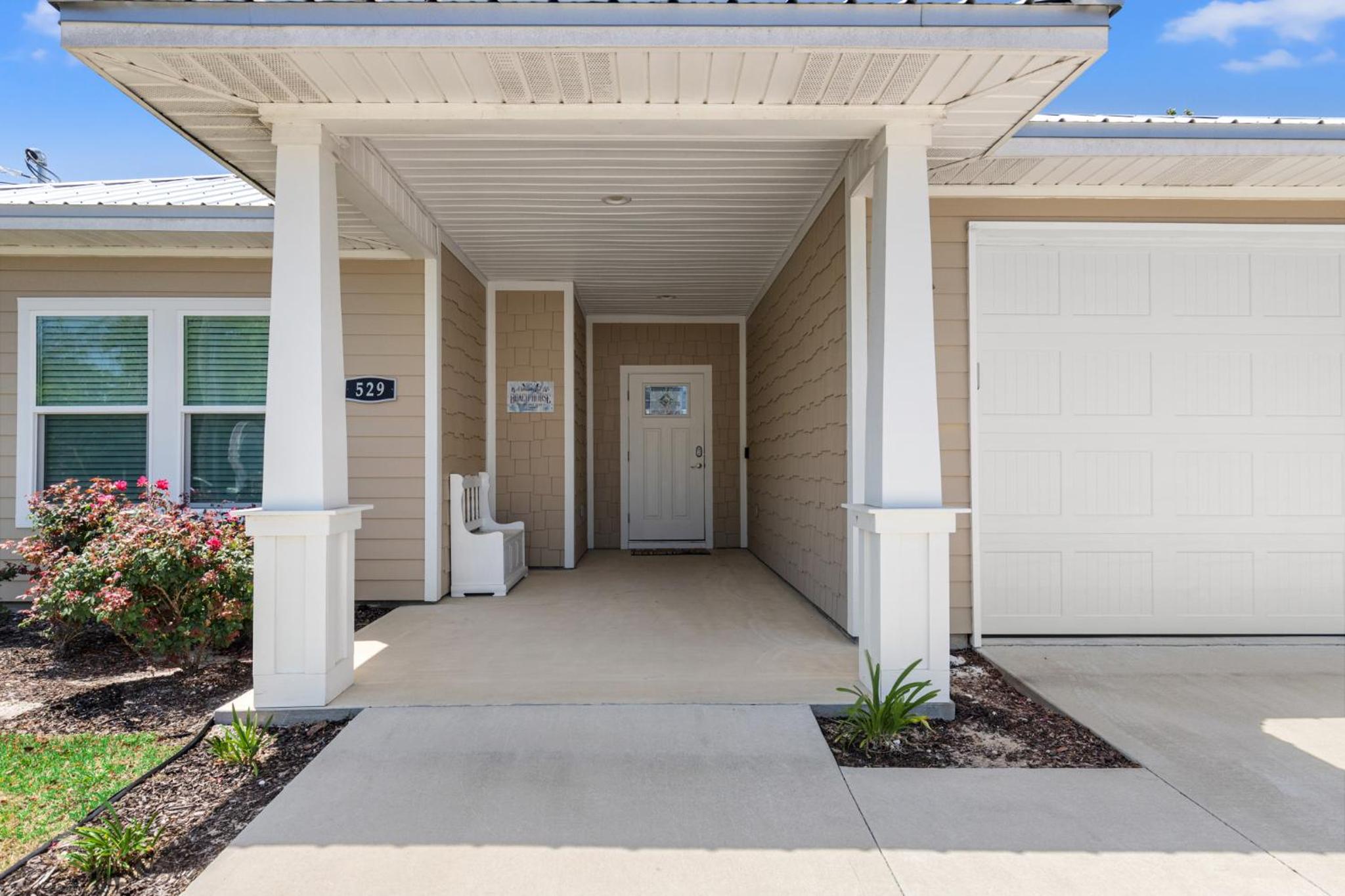 Amazing New 3br/2ba Laguna Beach! / 6p GOLF CART: 2 mins to Beach/West PCB view 5