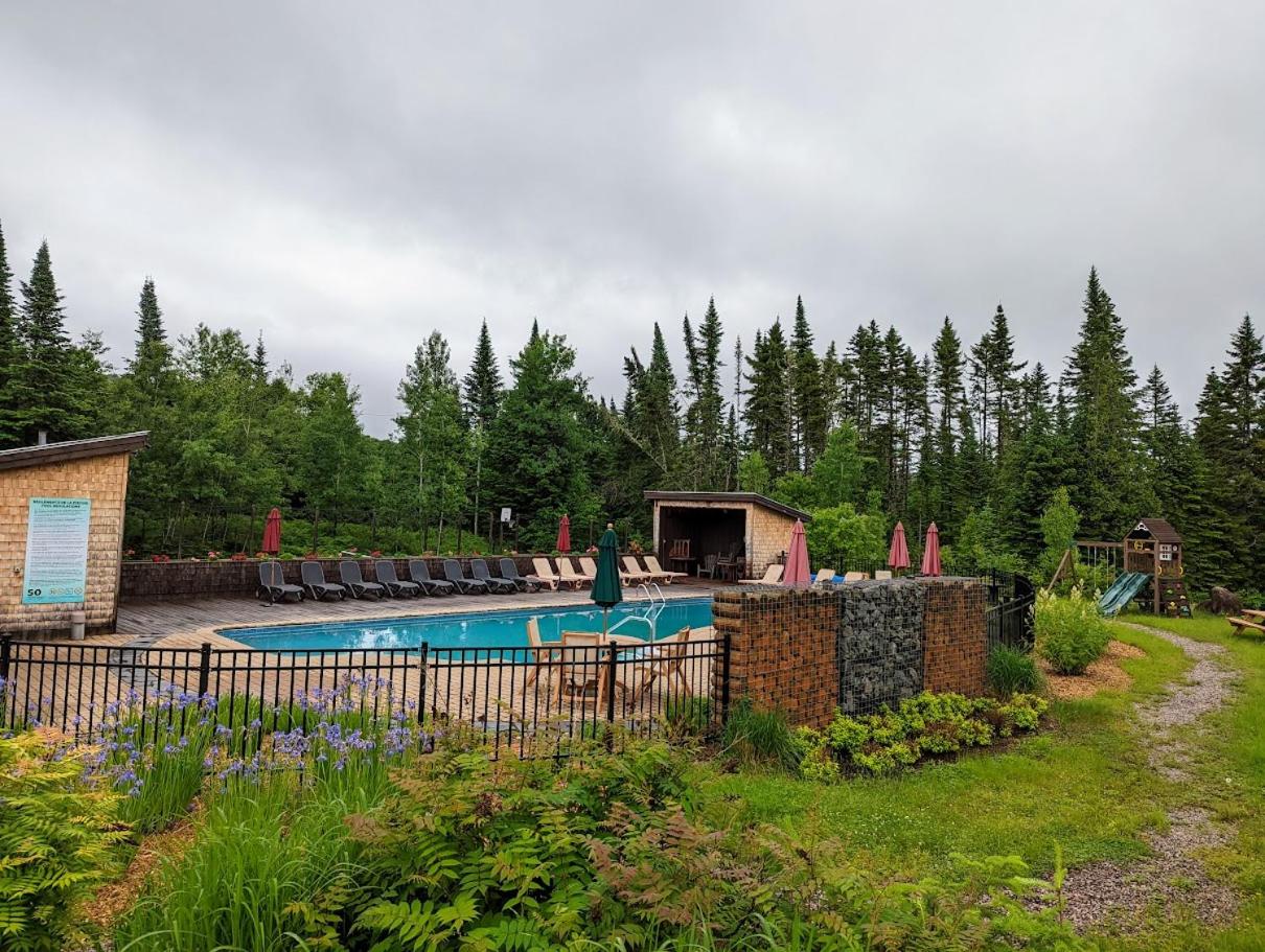 Cote Nord Tremblant Chalet Boréal