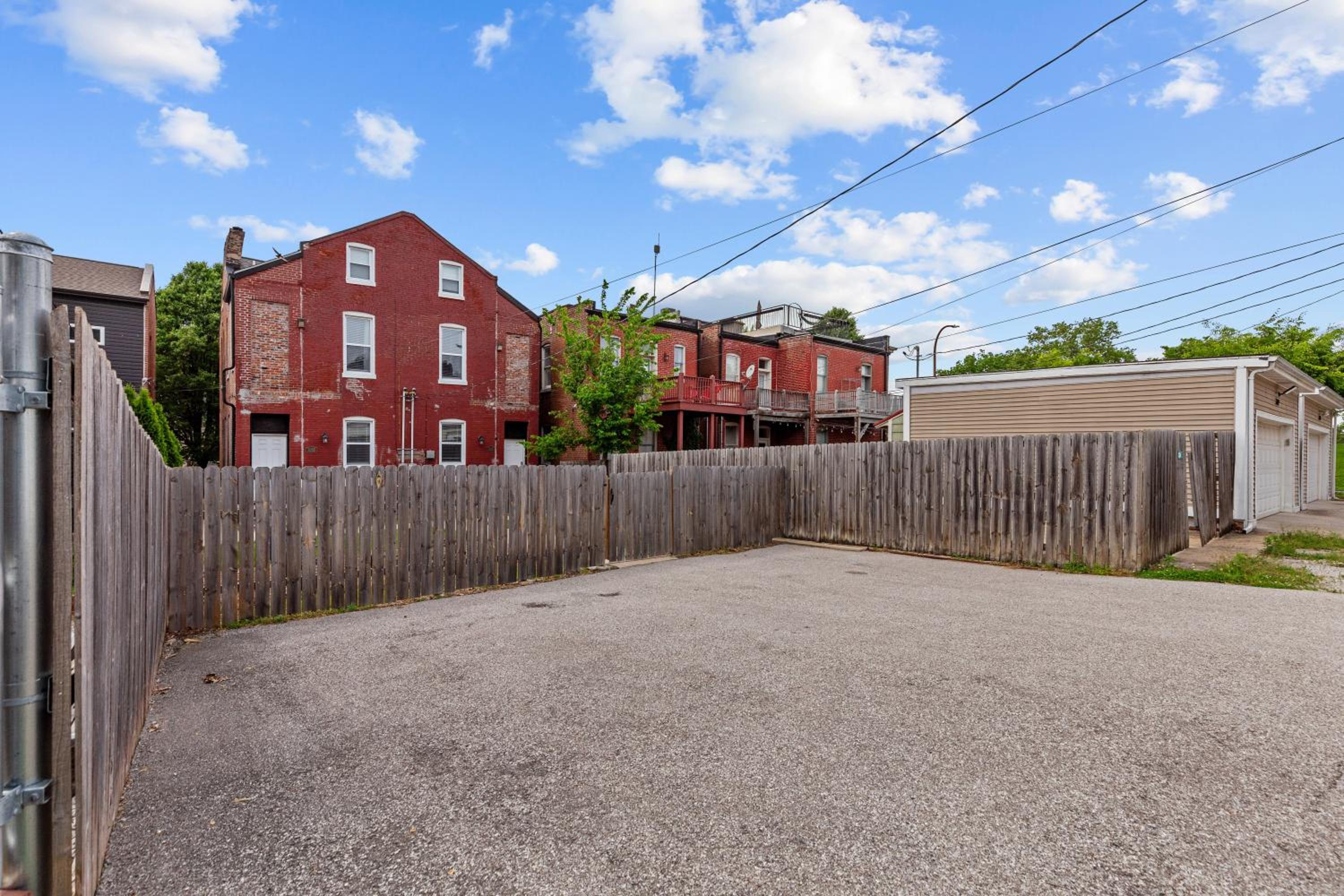 3308: Mysteries on Lemp by JZ Vacation Rentals view 5